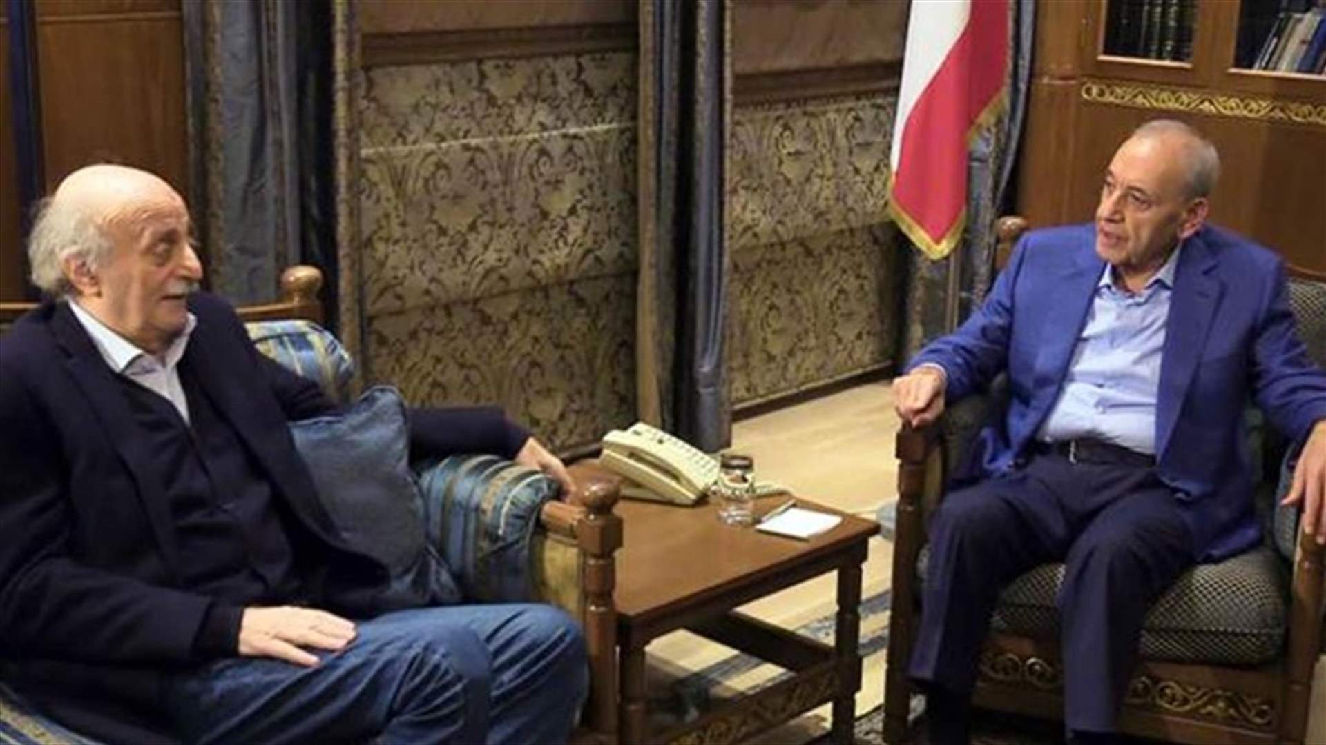 حزب الله على موقفه وبرّي ينتظر اللحظة المناسبة للتحرك وجنبلاط مع التهدئة... (الأخبار)