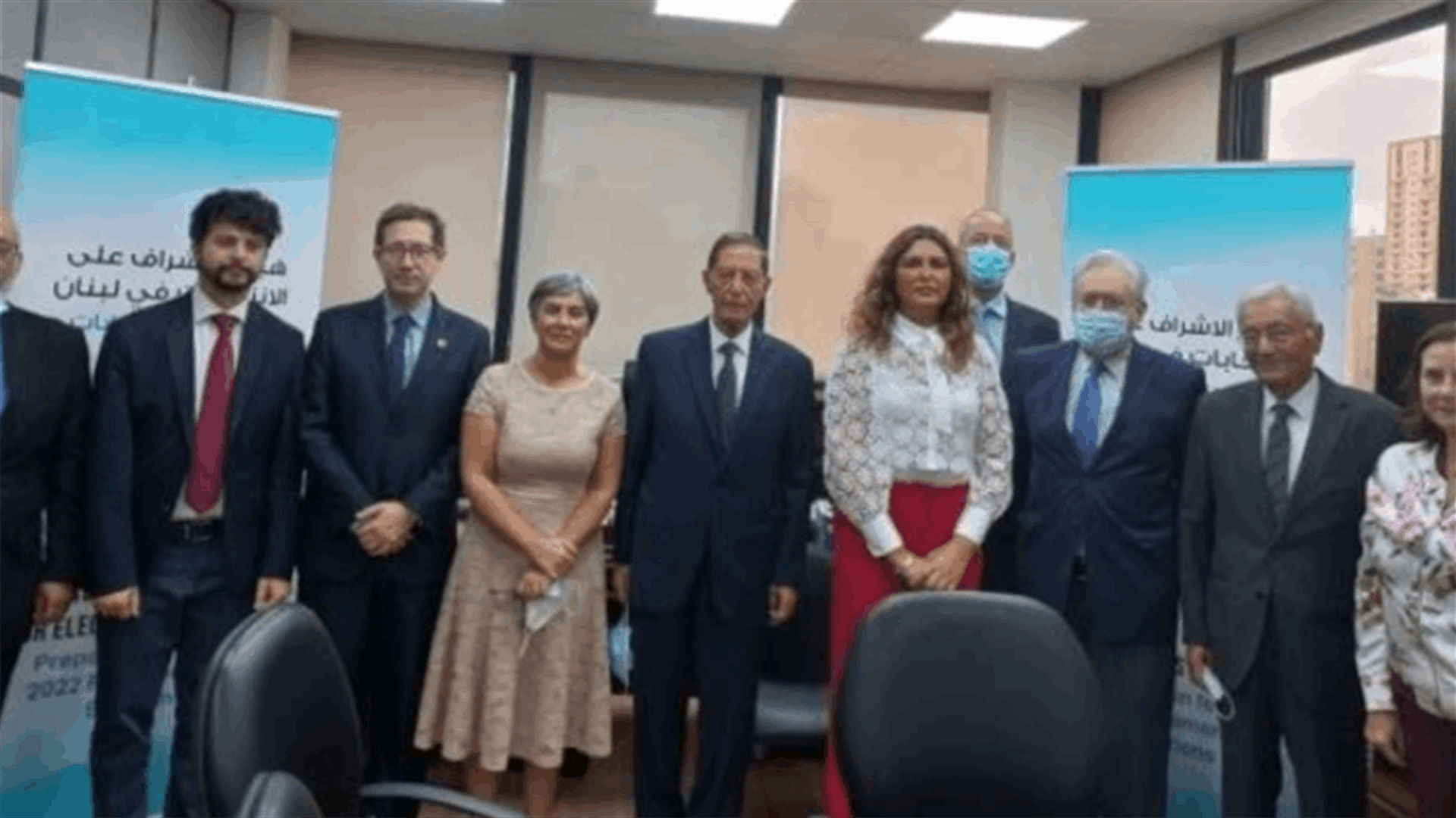 اجتماع بين هيئة الإشراف على الإنتخابات ووفد برلماني اوروبي... سانتوس: لتزويد الهيئة بكل ما يلزم من اموال وموظفين ومعدات