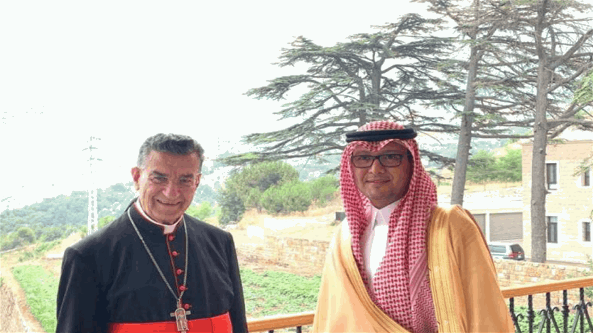 إتصال بين الراعي وبخاري... ووعد سعودي لبكركي! (نداء الوطن)