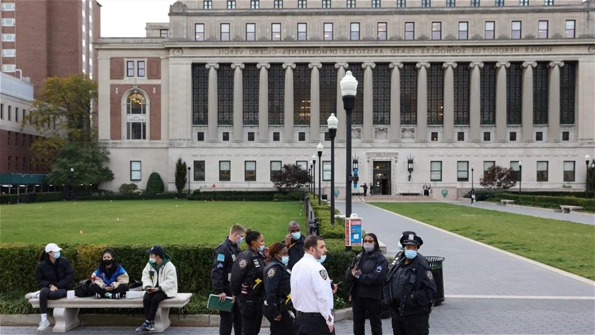 إخلاء مبان بثلاث جامعات أميركية بعد تحذيرات من وجود قنابل