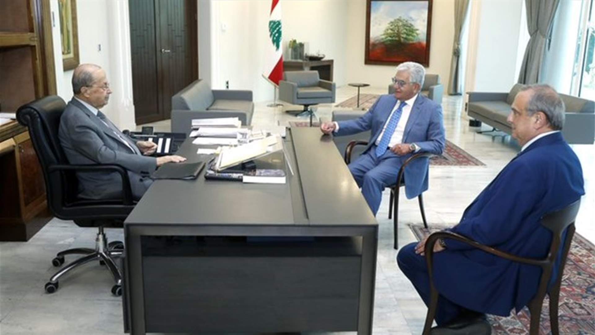 الأوضاع المصرفية بين عون وصفير