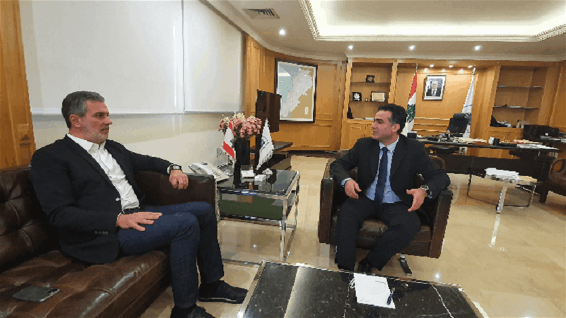 وزيرا النقل والسياحة بحثا في مشاريع مشتركة لجذب استثمارات الى المطار