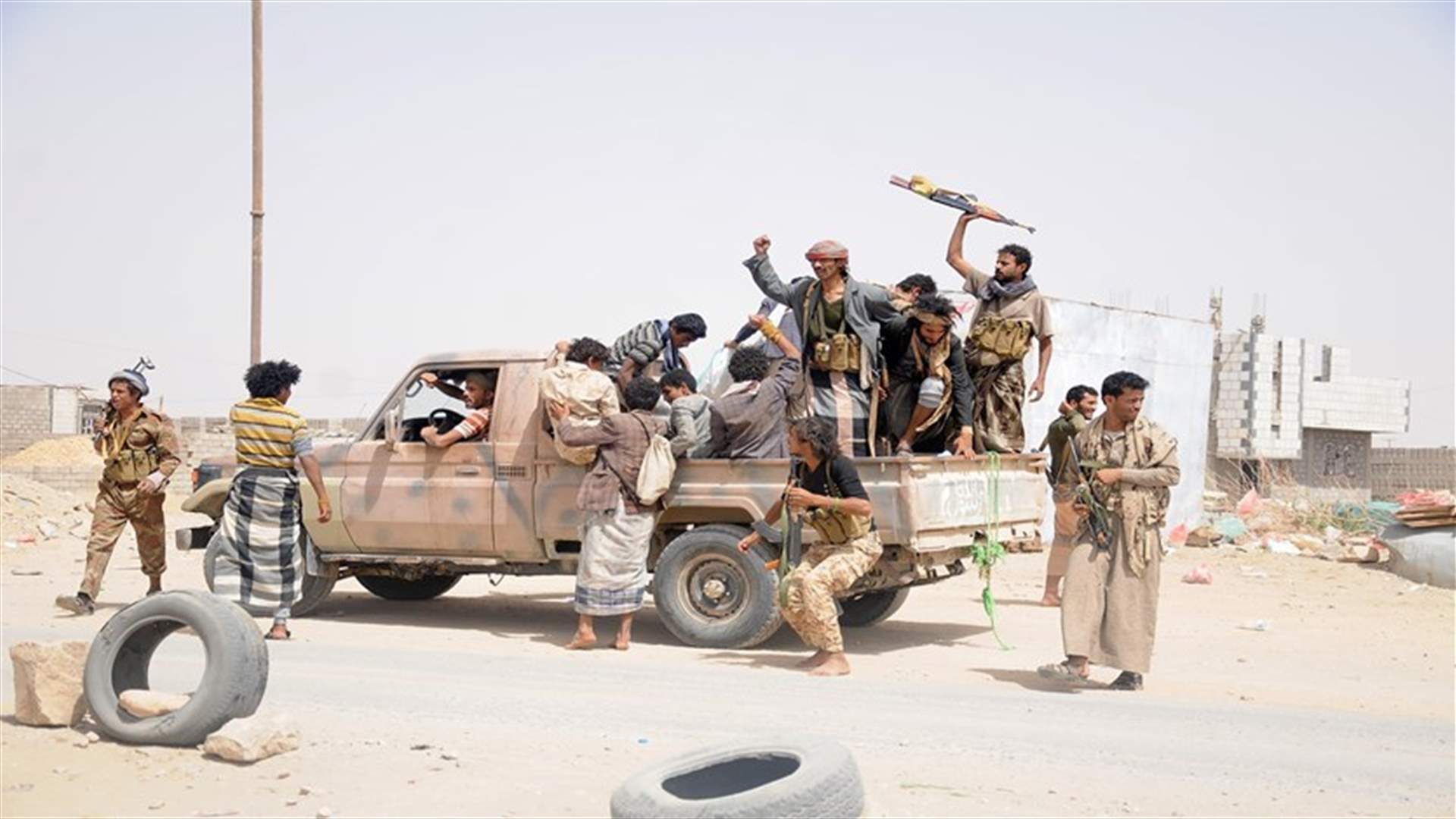 Yemen&#39;s Houthis say they attacked Saudi cities, Aramco facilities