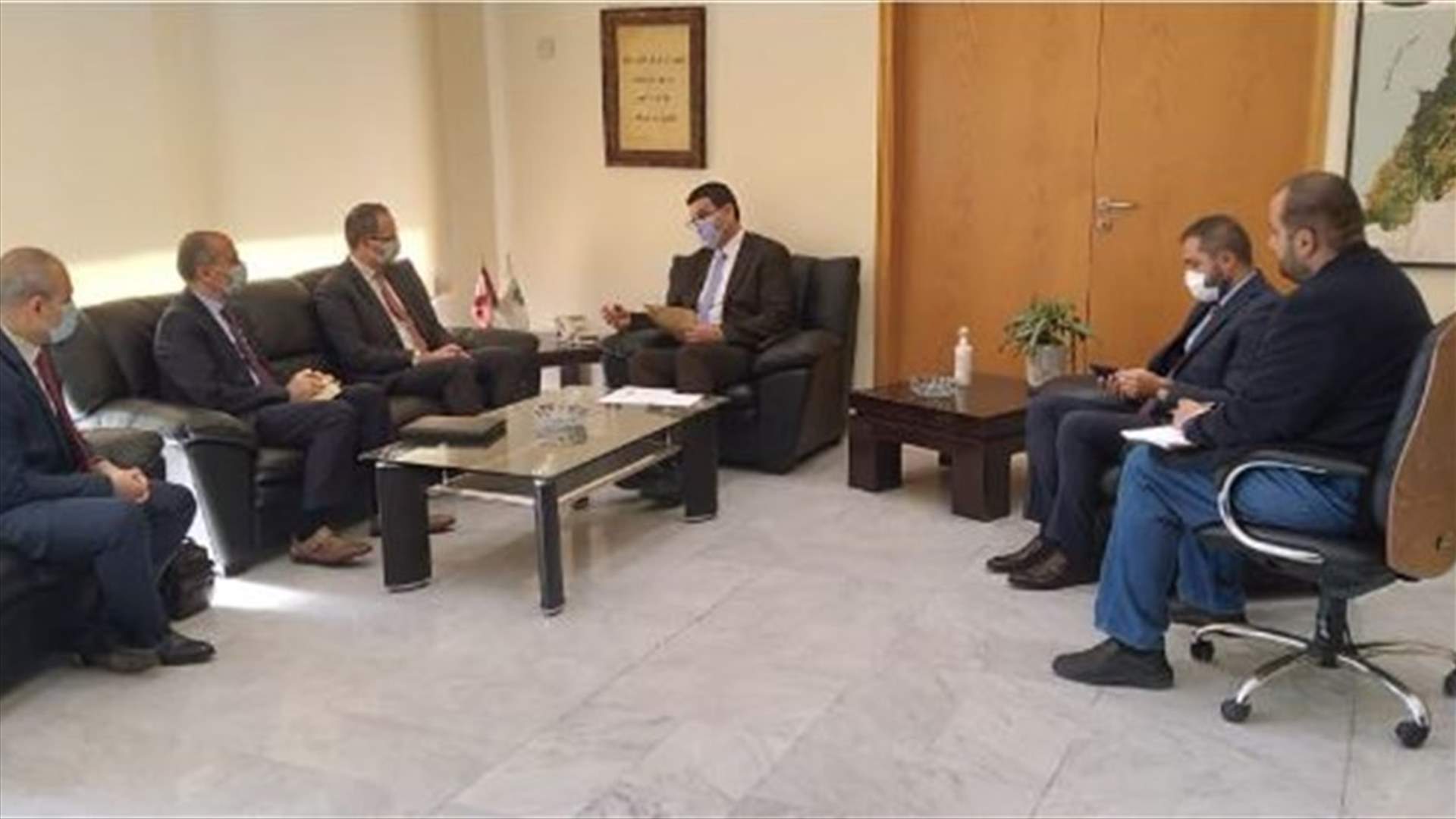 وزير الزراعة بحث مع السفير التركي في تعزيز العلاقات اللبنانية التركية