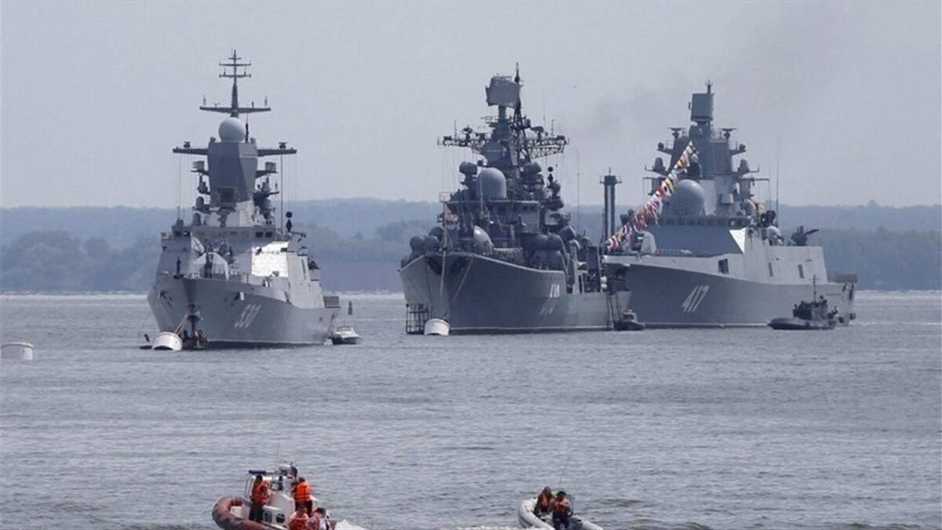 With tensions high, Russia and Ukraine both stage military drills