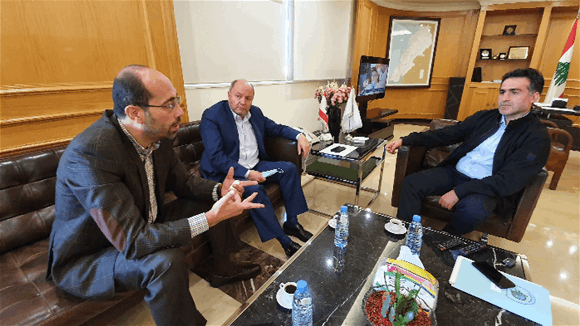 وزير الاشغال: لا مساس بحقوق العاملين في المرفأ
