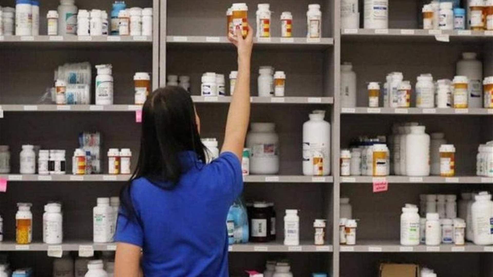 الأتراك عاجزون عن شراء الدواء بعد انهيار الليرة