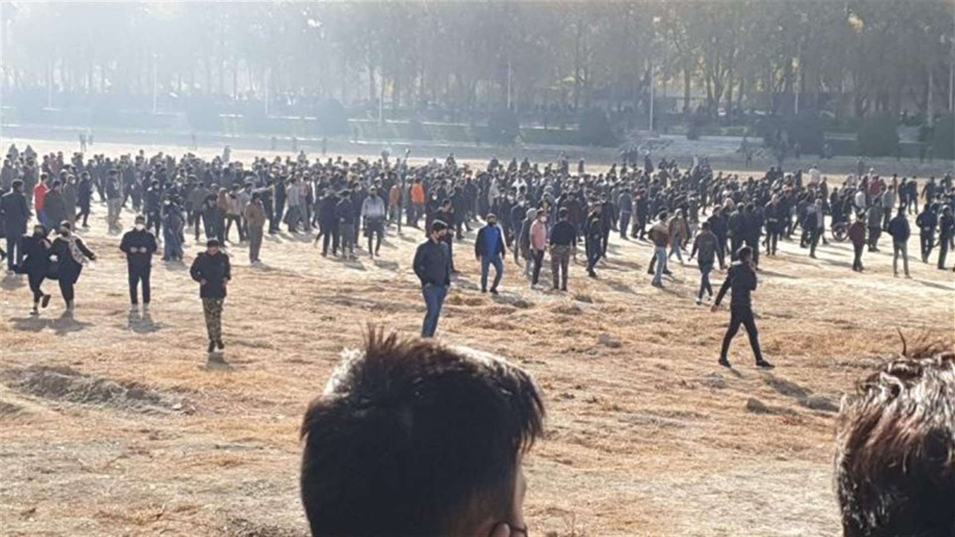 في إيران... إشتباكات بين قوات الأمن ومحتجين