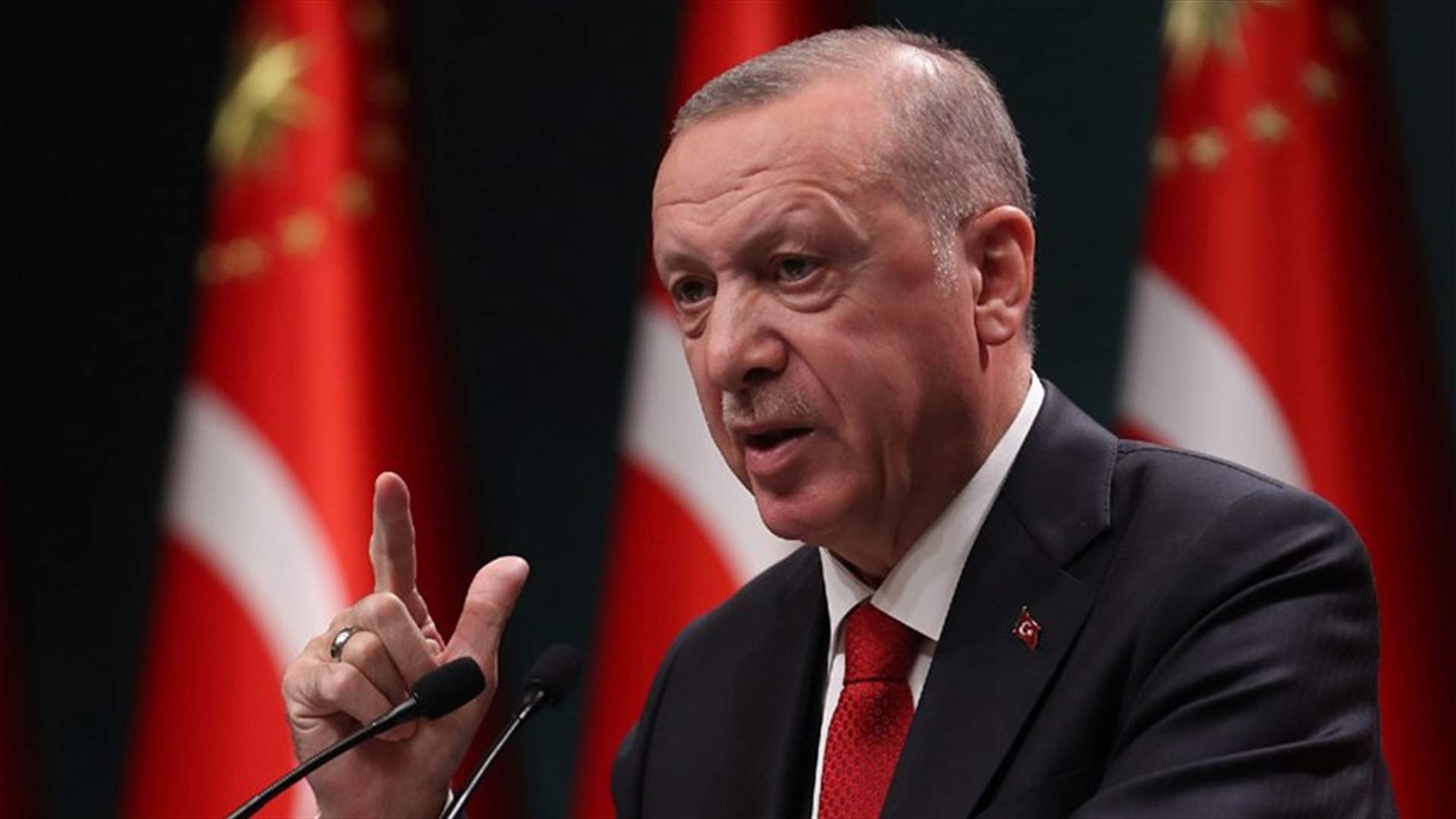 أردوغان يقول إنه لن يتراجع أبدا عن خفض أسعار الفائدة