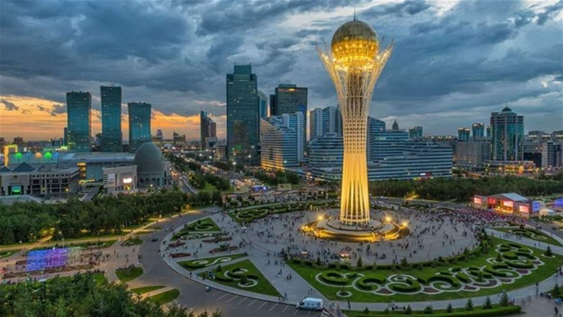 كازاخستان توقف الرحلات الجوية مع مصر بسبب السلالة أوميكرون