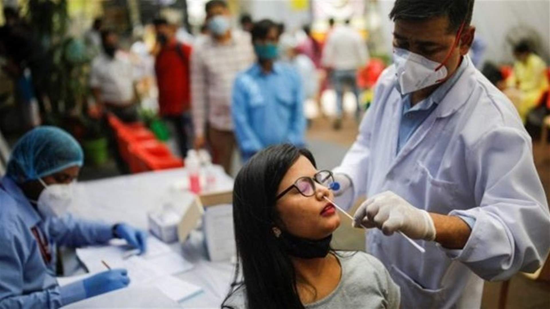 India says Omicron shows up on tests, advises states to ramp up checks