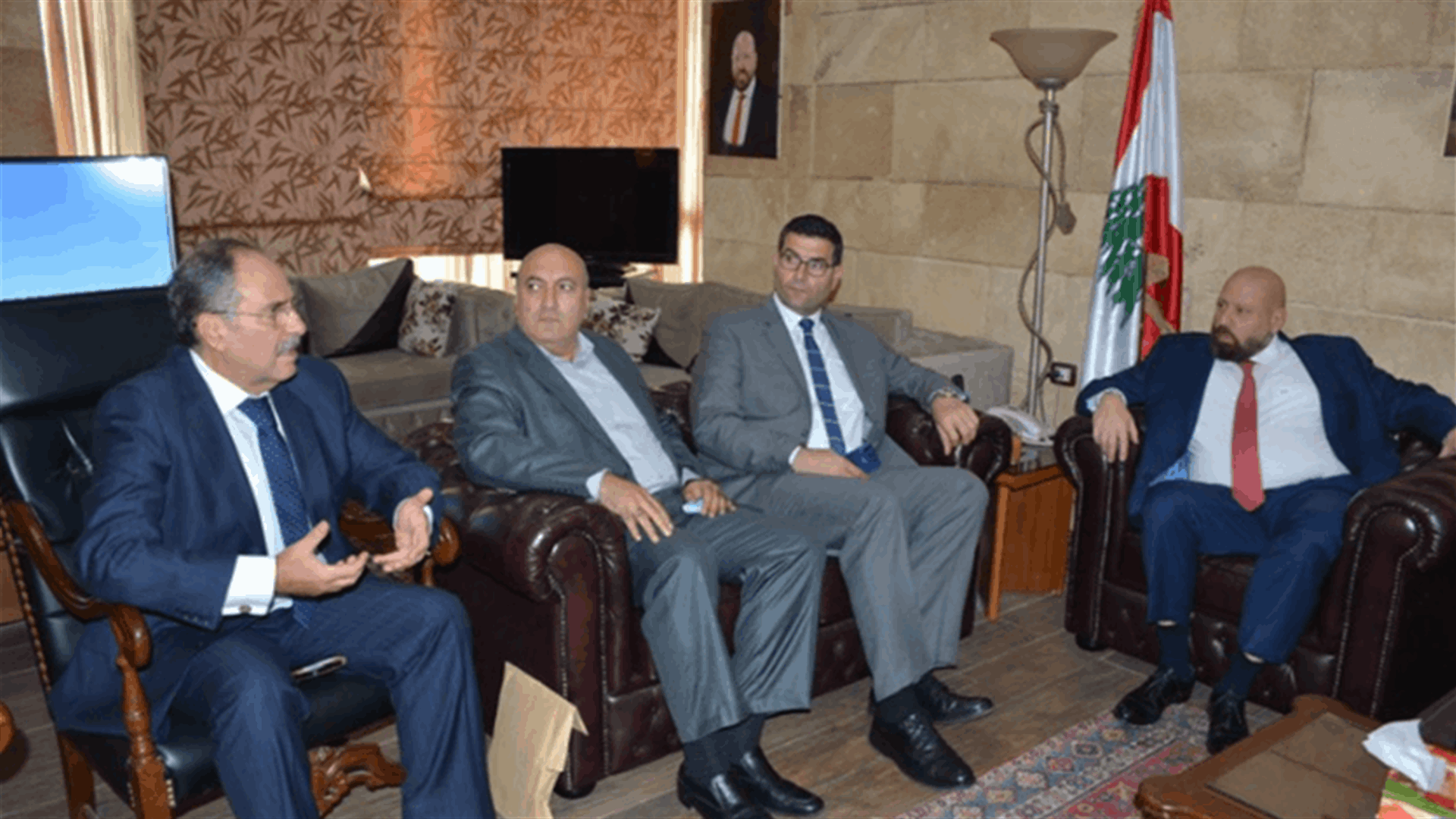 وزير الزراعة: كم أتمنى أن تعقد يوم غد جلسة لمجلس الوزراء لكن الامور لم تنضج بعد