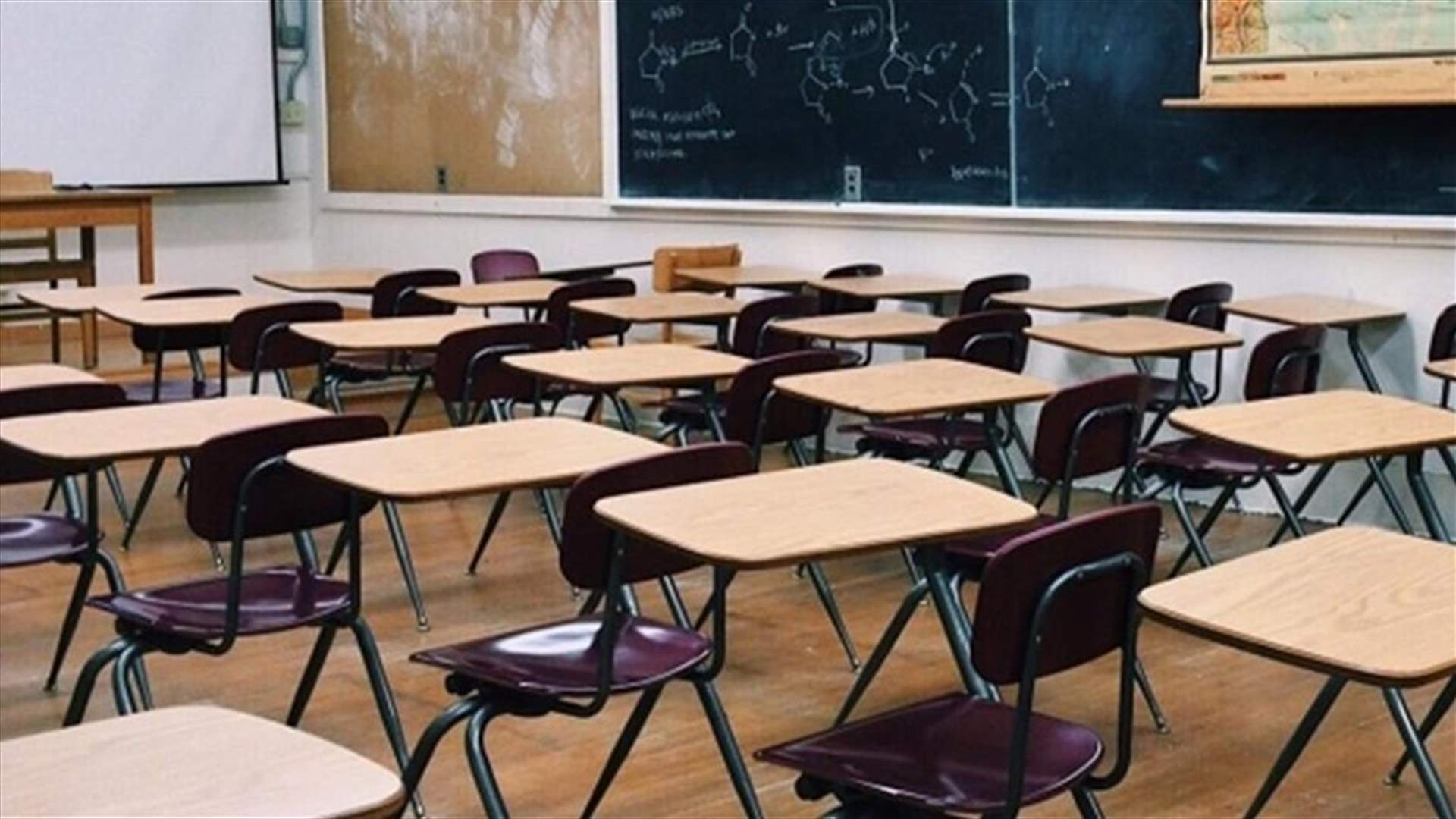 لجنة الأساتذة المتعاقدين أكدت الإستمرار في الإضراب