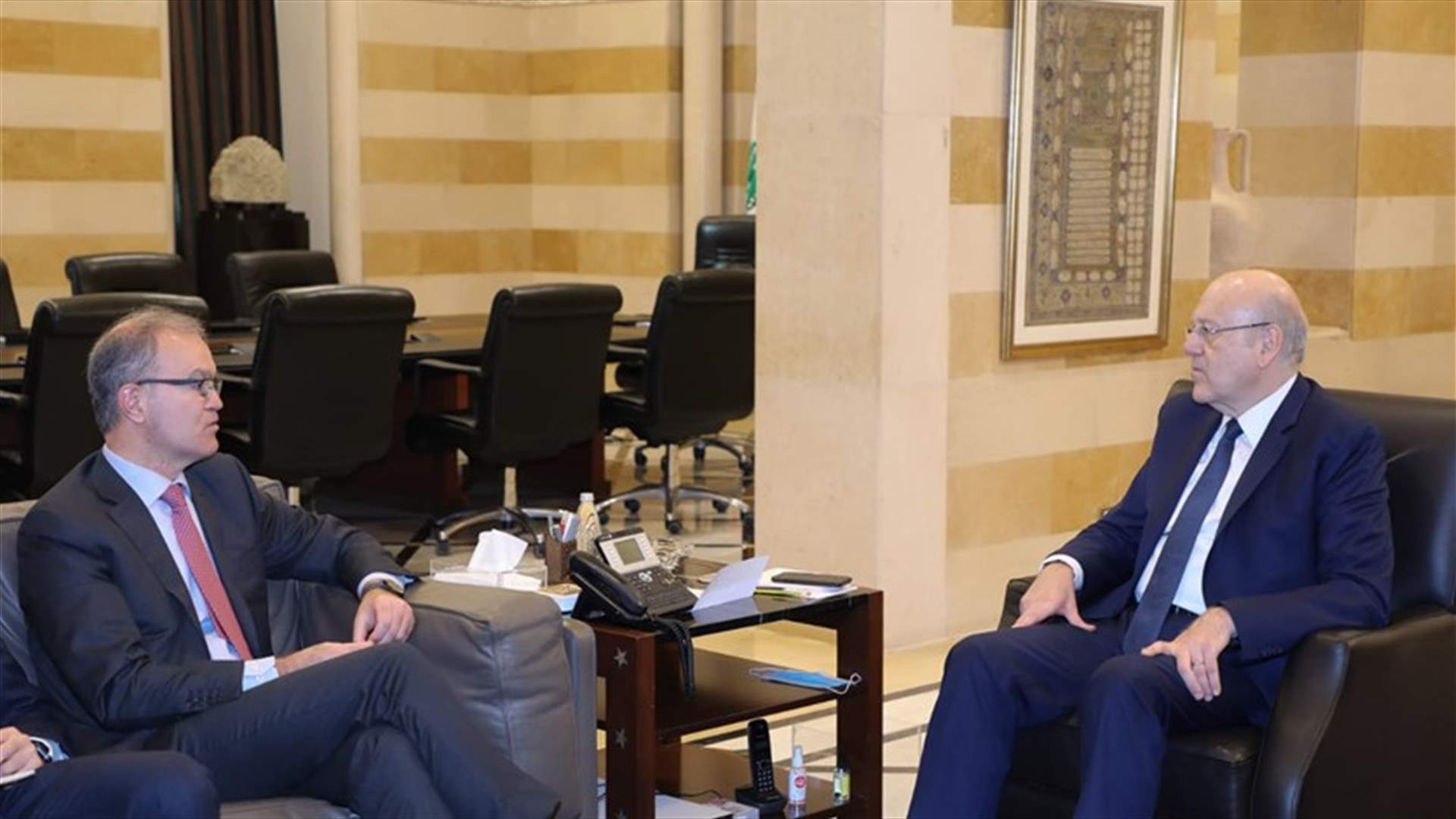 وفد صندوق النقد الدولي من السرايا: مستعدون لمساعدة لبنان على التوصل الى اتفاق يخرجه من أزمته