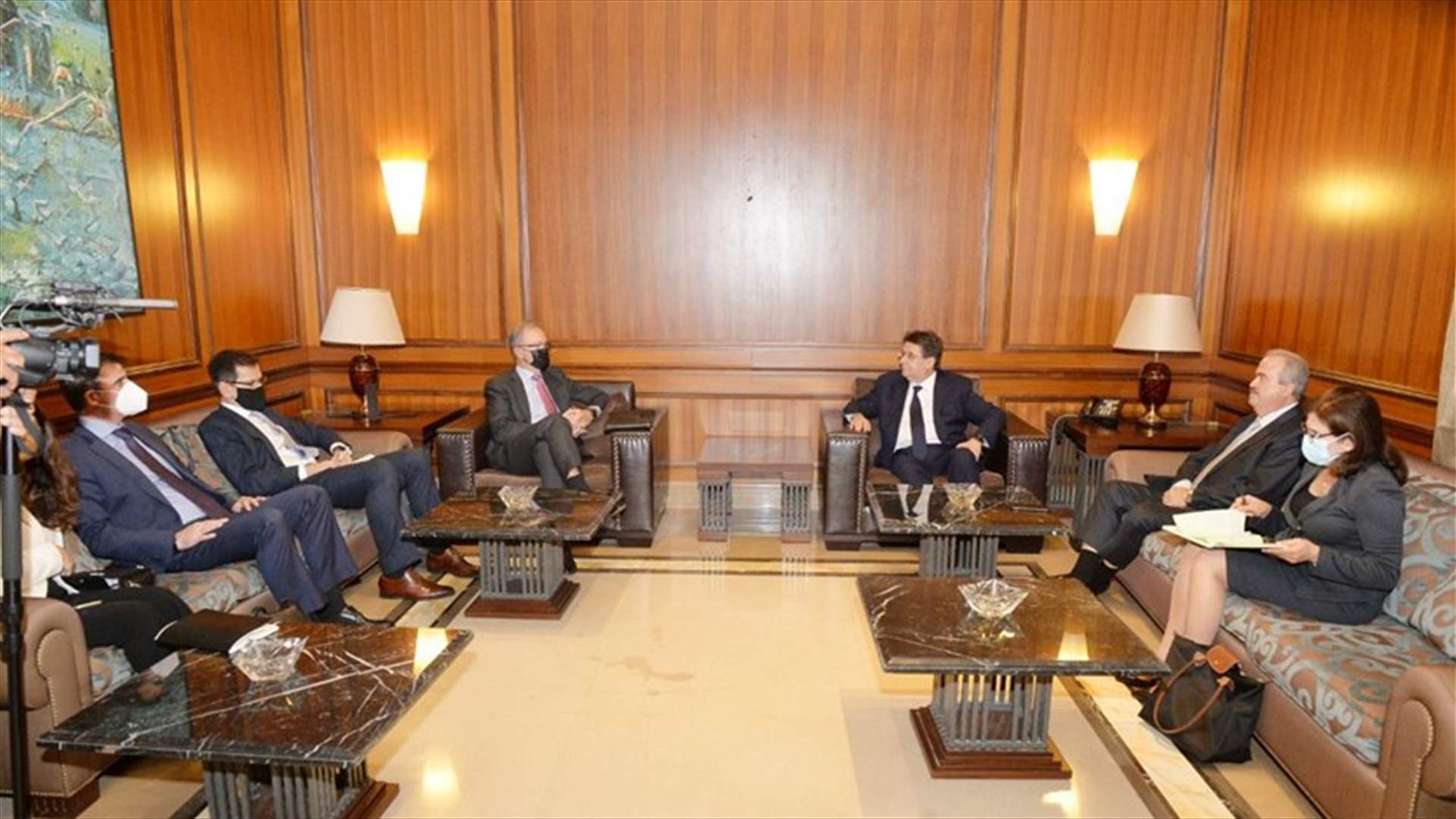 وفد صندوق النقد اجتمع بكنعان وجابر: استعداد لمساعدة لبنان وتأكيد أهمية الاتفاق على خطة انقاذ