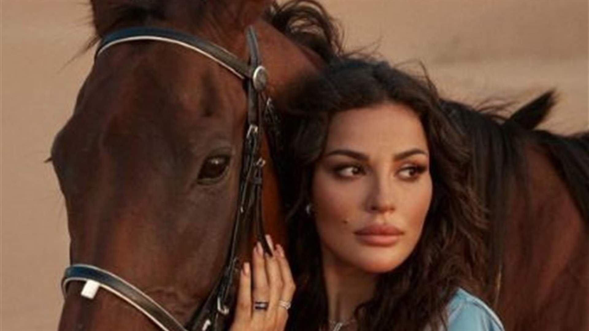 معلّمة المدرسة صوّرت ابنة نادين نسيب نجيم... شاهدوا جمالها