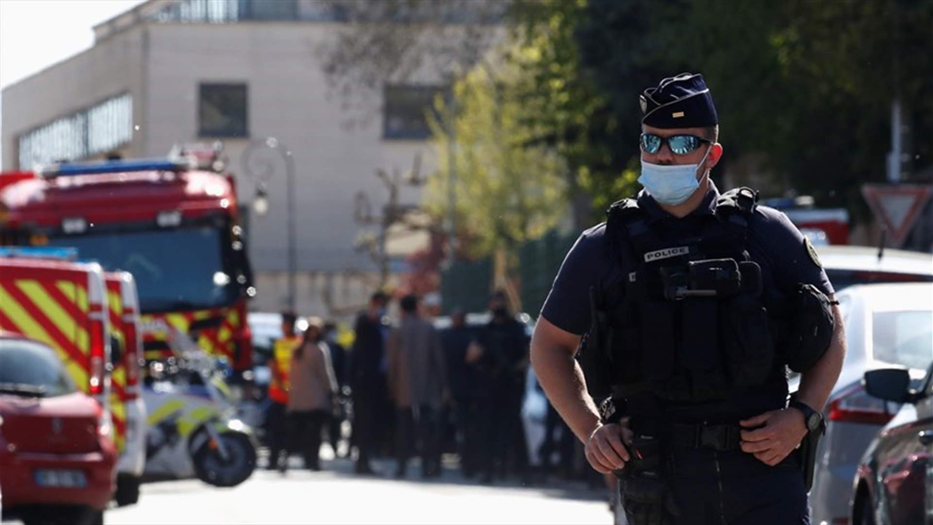 الشرطة الفرنسية تعتقل شخصين يشتبه بتخطيطهما لعملية طعن في عطلة عيد الميلاد