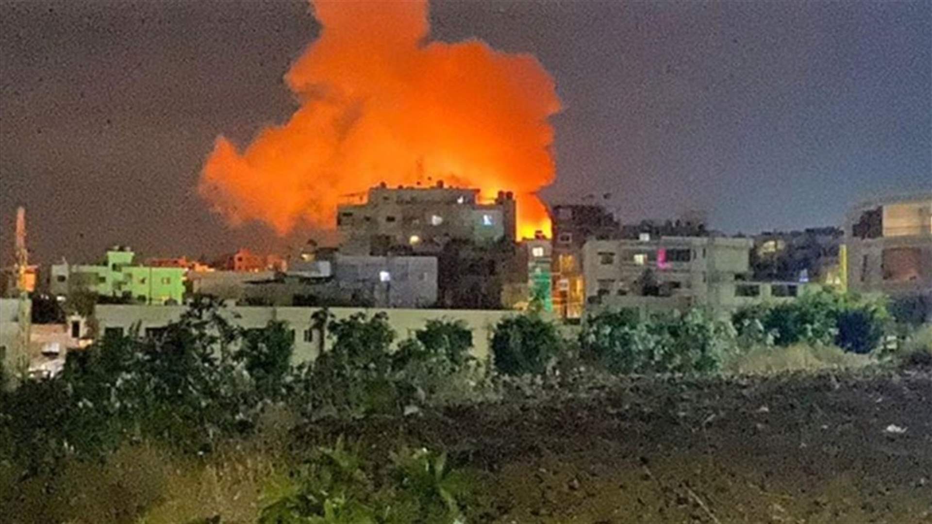 انفجار مخيم البرج الشمالي... القاضي عقيقي يكلّف الشرطة العسكرية بالجيش اللبناني التحقيق بما حصل