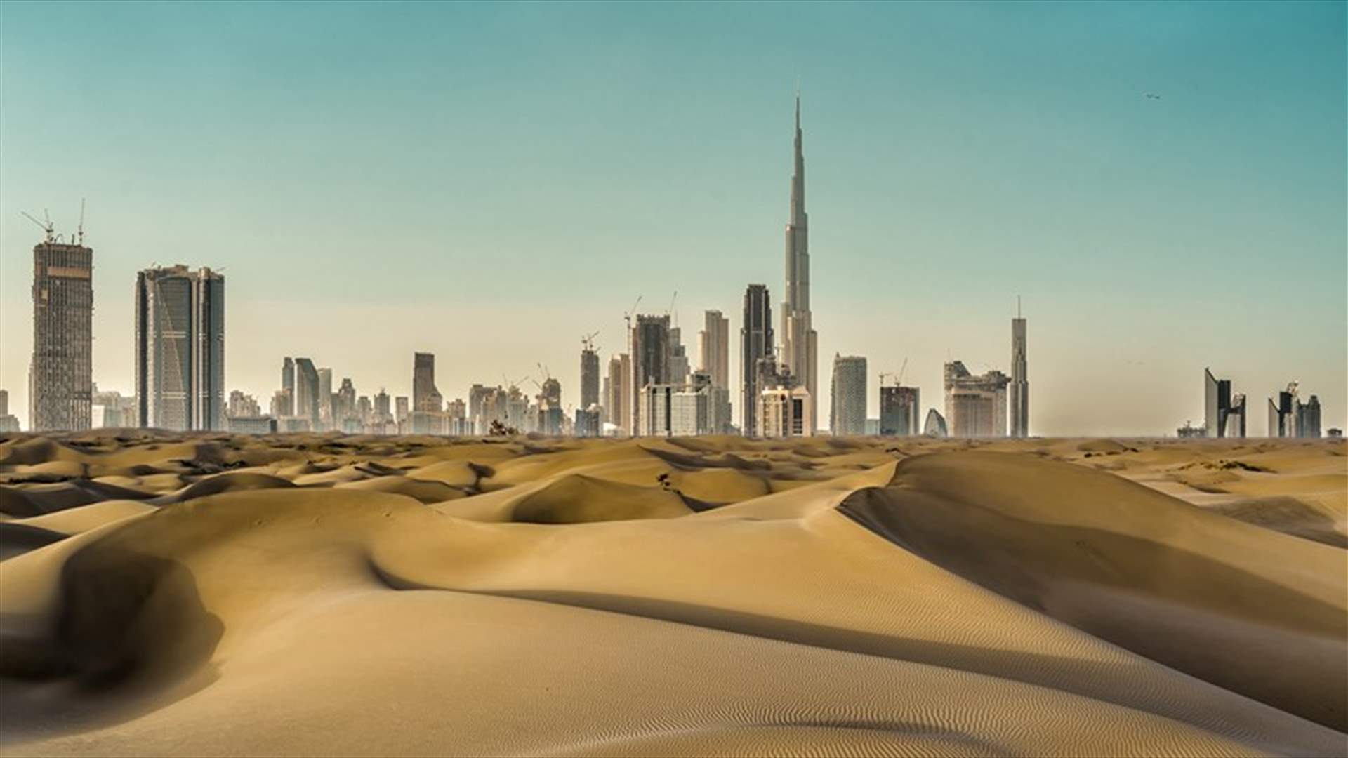 دبي ... أول "حكومة لاورقية" في العالم