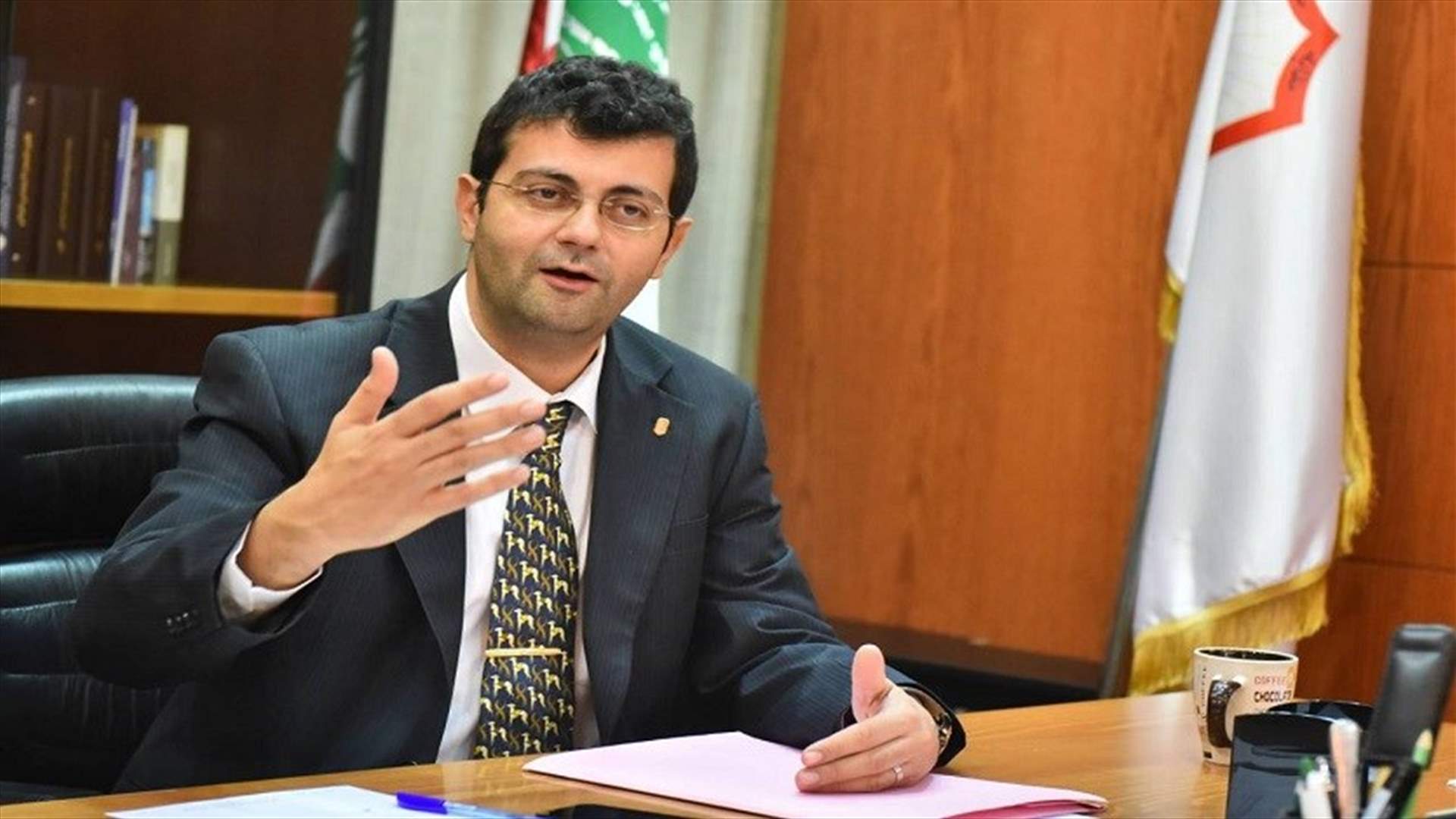 نقيب الصيادلة: حقوق الصيدلي من المقدسات!