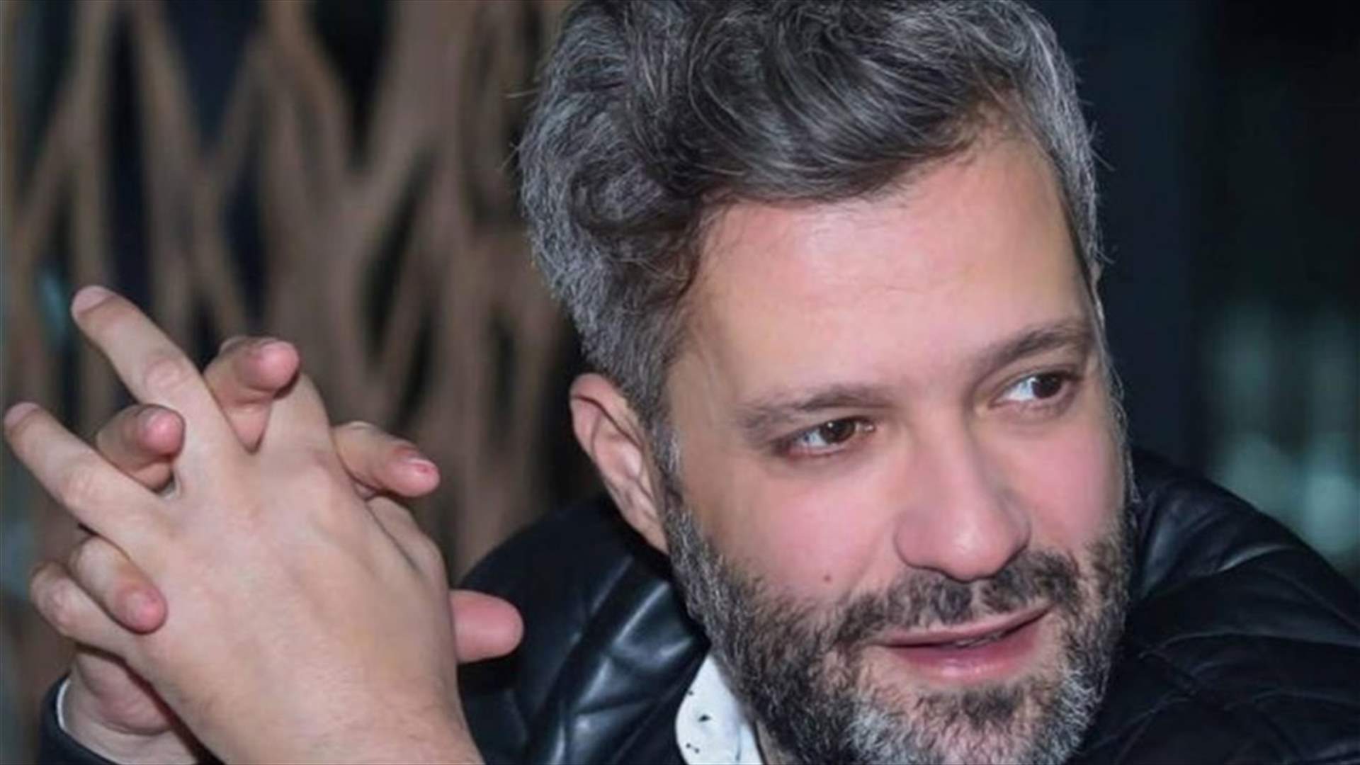فيديو من المطار يوثّق وصول زين العمر إلى كندا