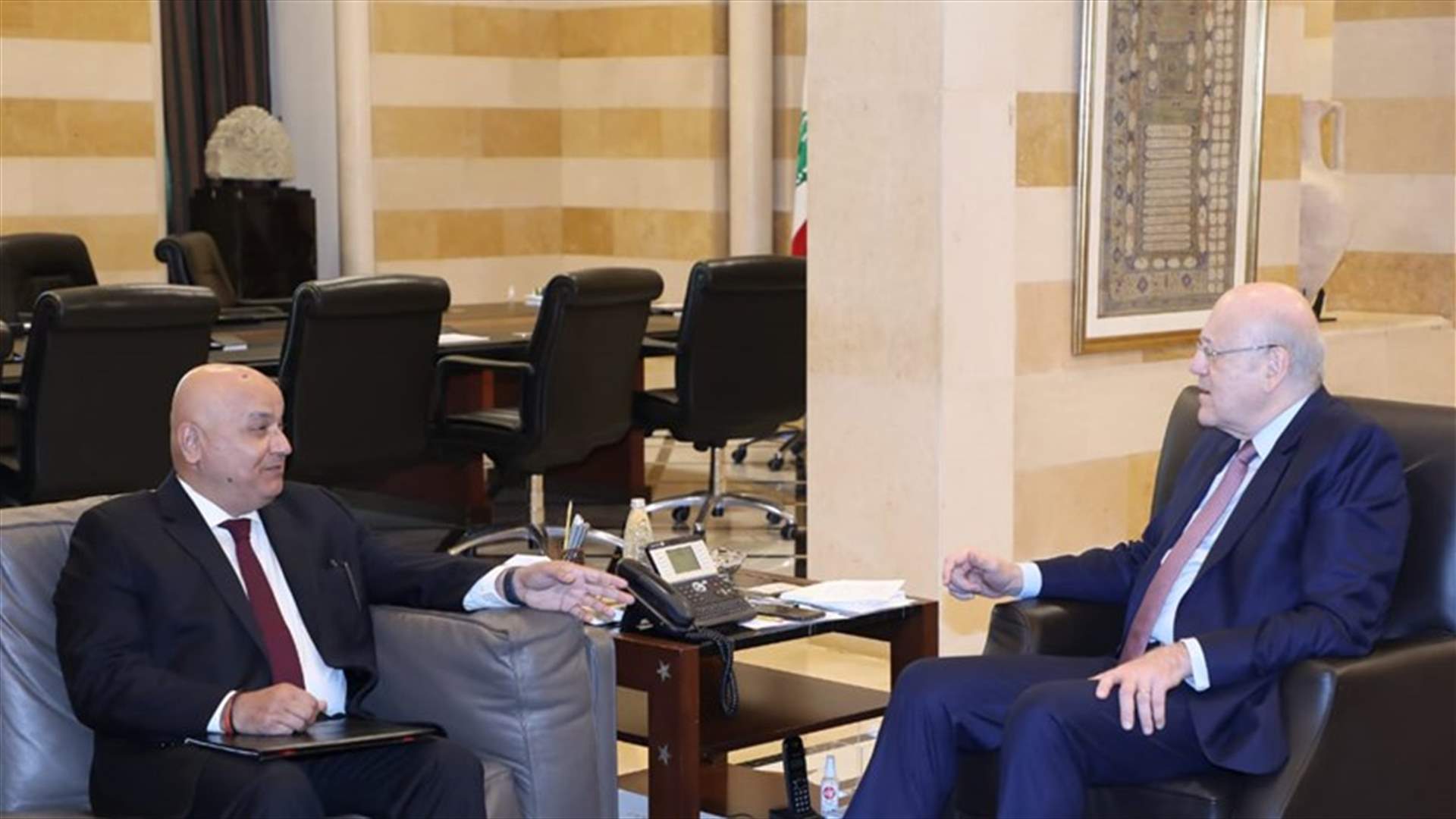 المدير الإقليمي للبنك الدولي من السراي: هناك أموال ستدفع في اول السنة المقبلة