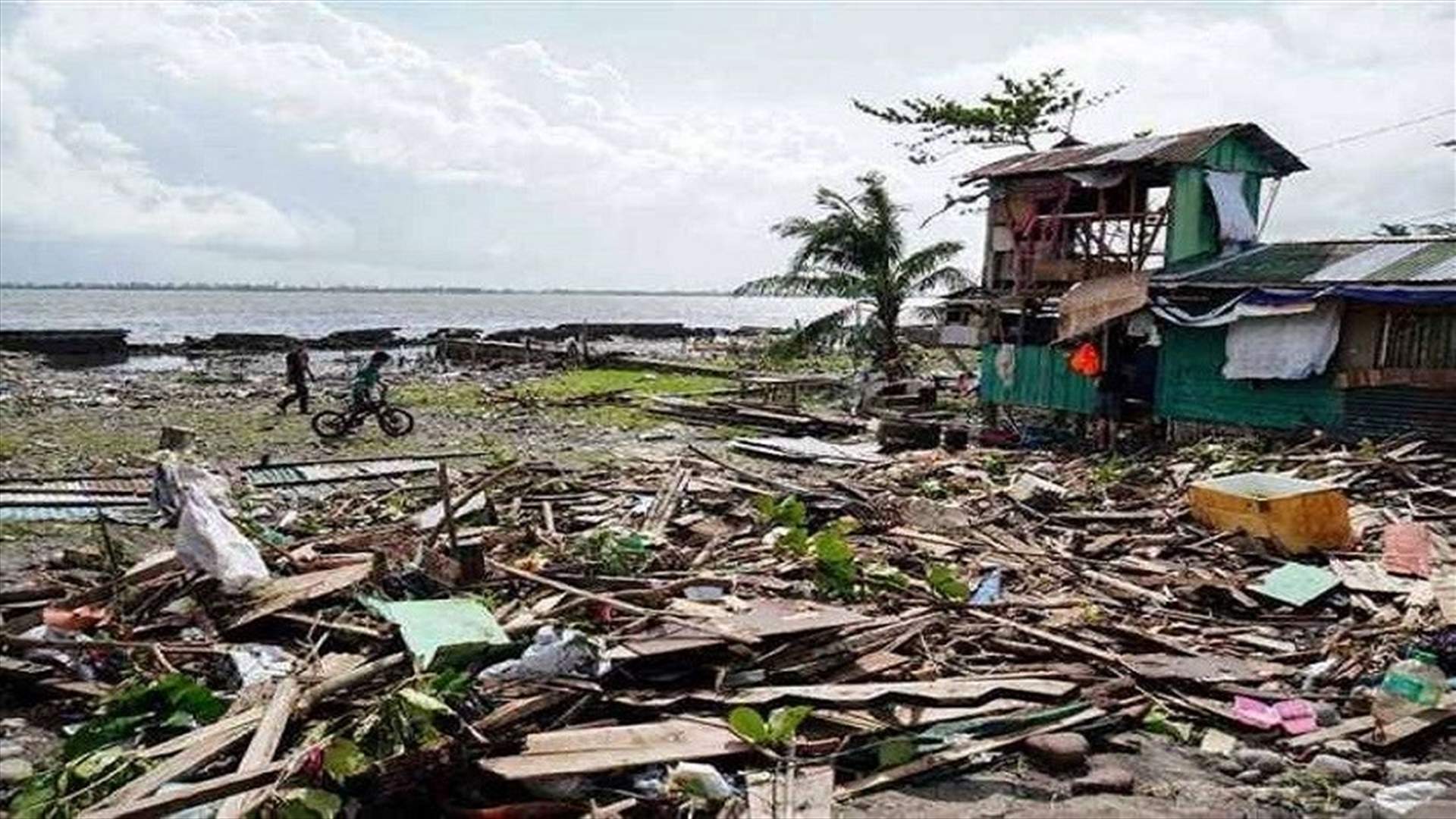 33 قتيلا وعشرات المفقودين في حصيلة جديدة لاعصار الفيليبين