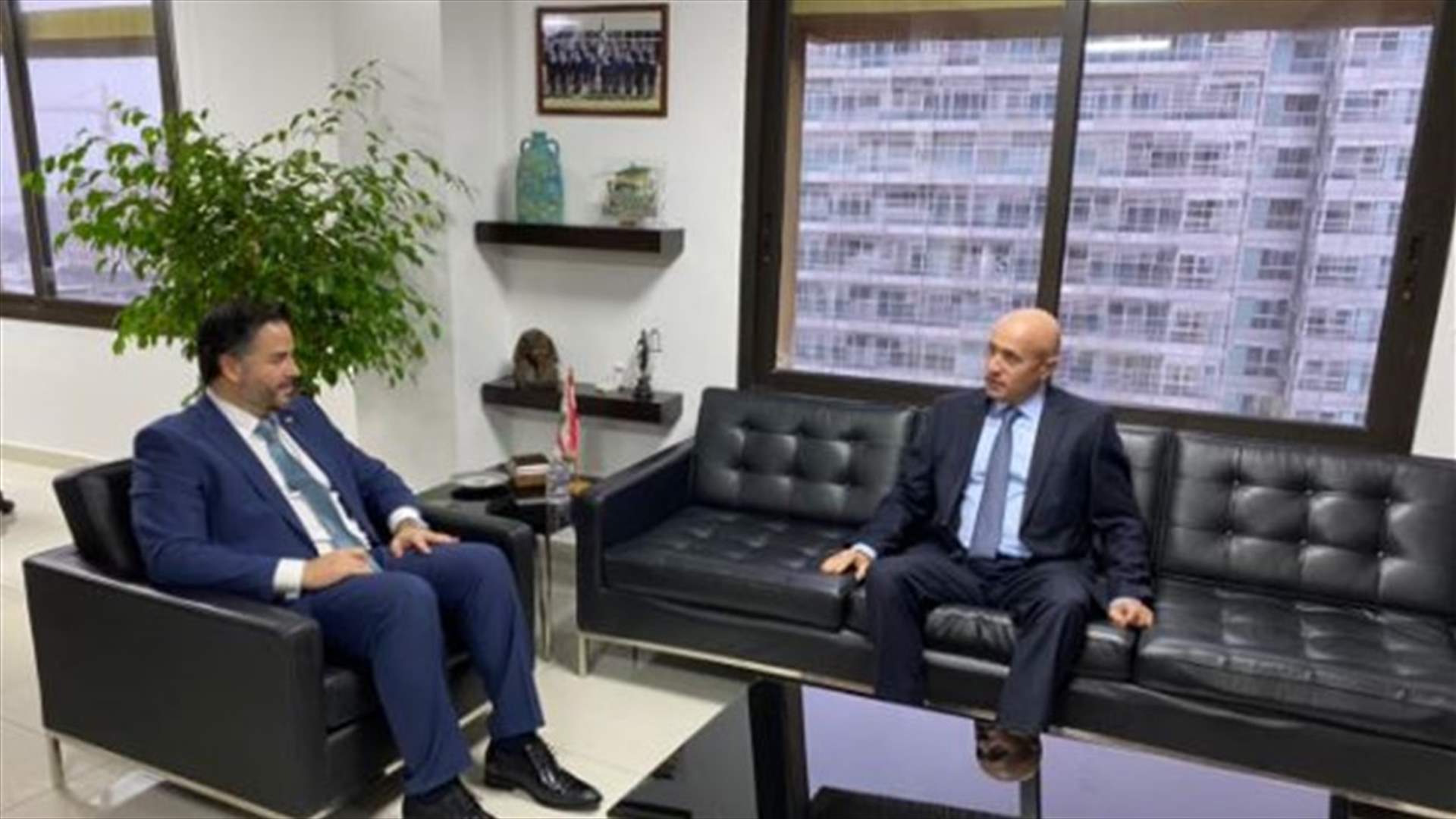 سلام إستقبل سفير الأرجنتين... وبحث في أهمية توقيع لبنان البرنامج مع صندوق النقد