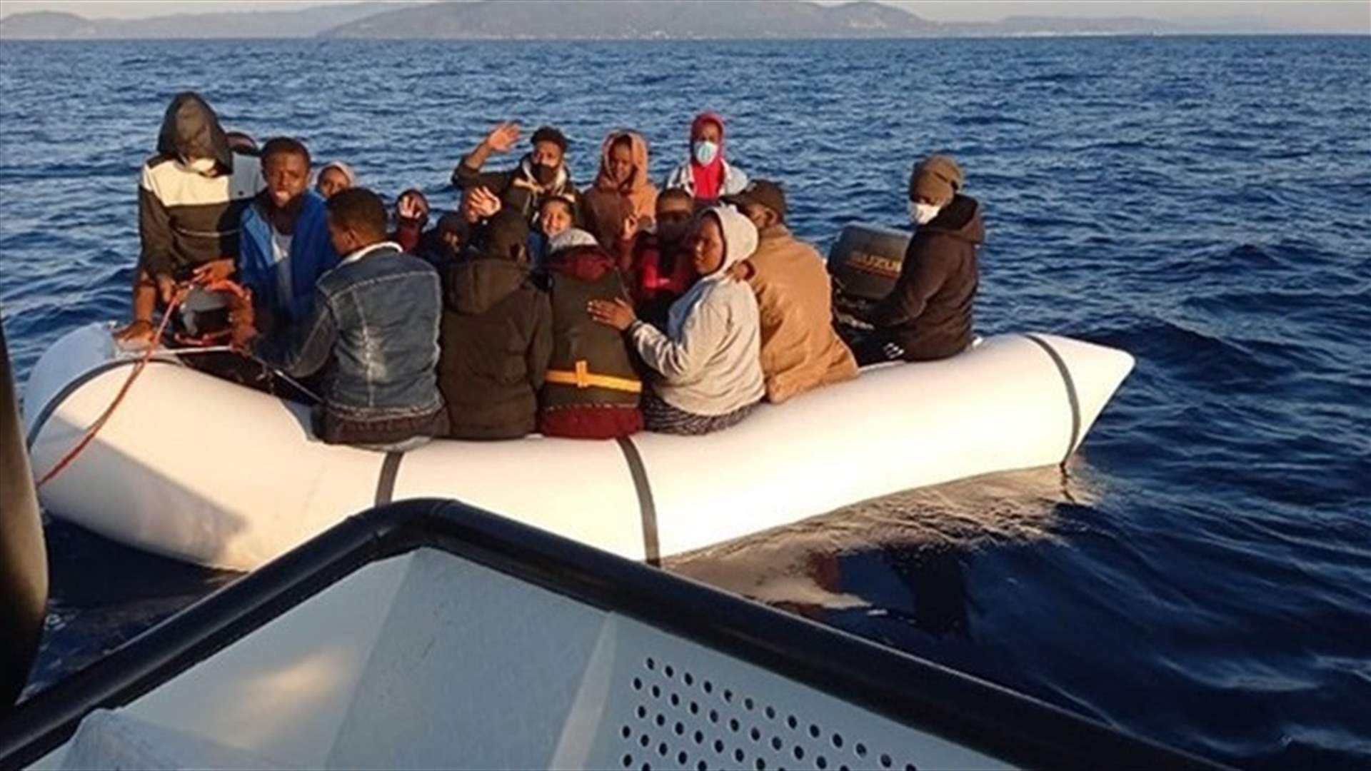 وفاة 7 على الأقل إثر غرق زورق مهاجرين قبالة جزيرة يونانية