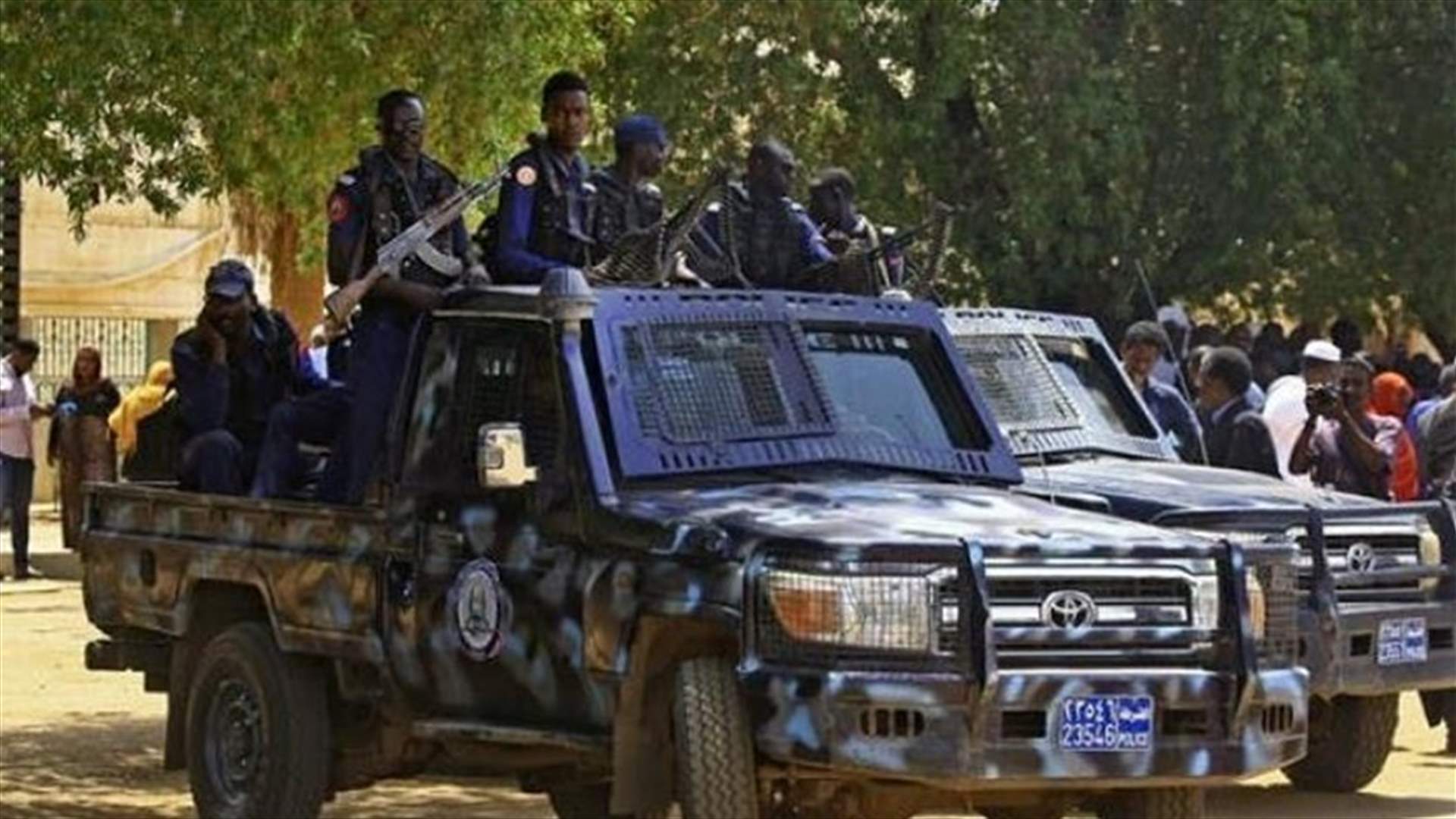 إصابة 58 من رجال الشرطة السودانية في تظاهرات واعتقال 114 شخصا