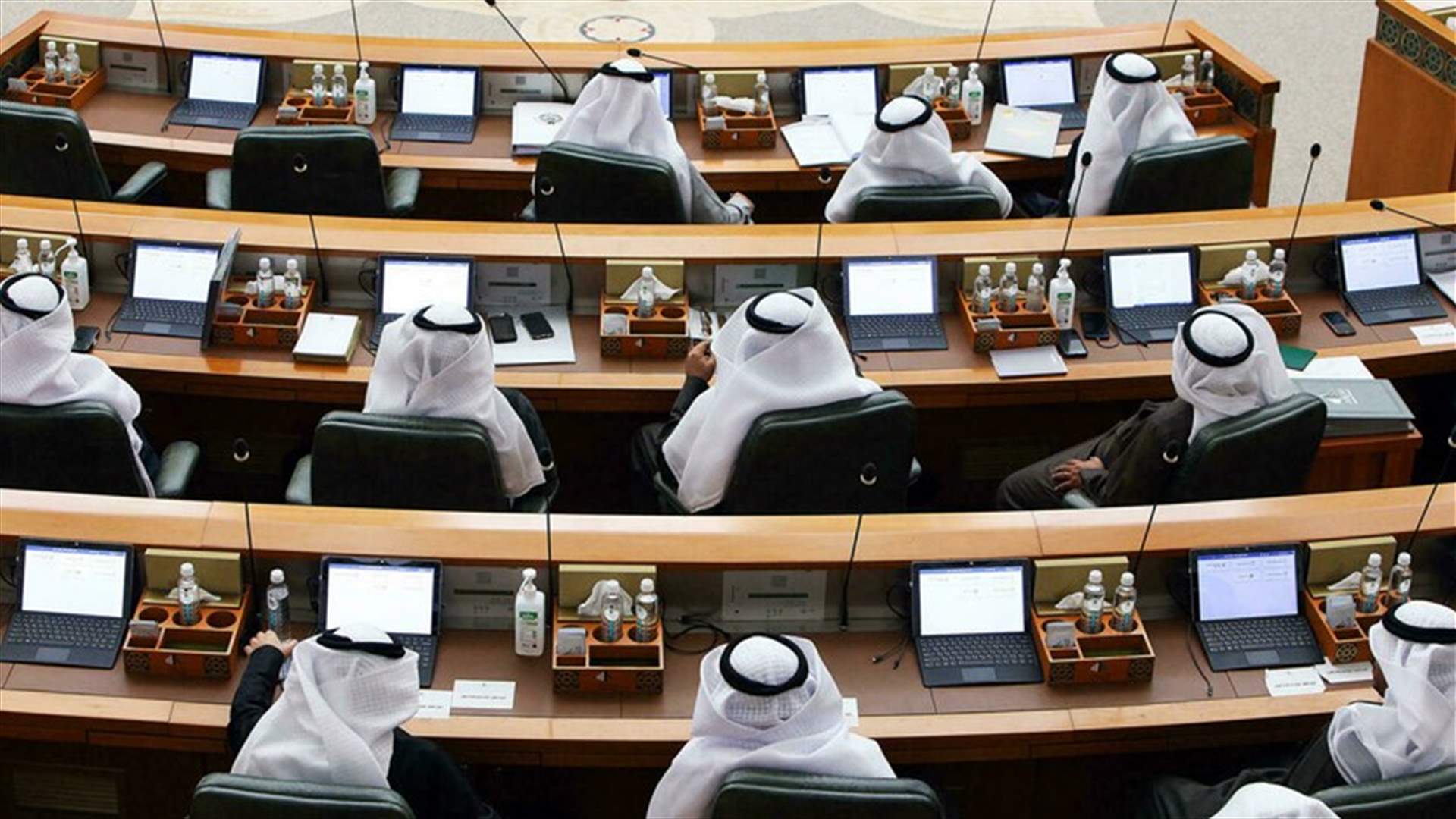 حكومة جديدة في الكويت تؤدي اليمين أمام ولي العهد