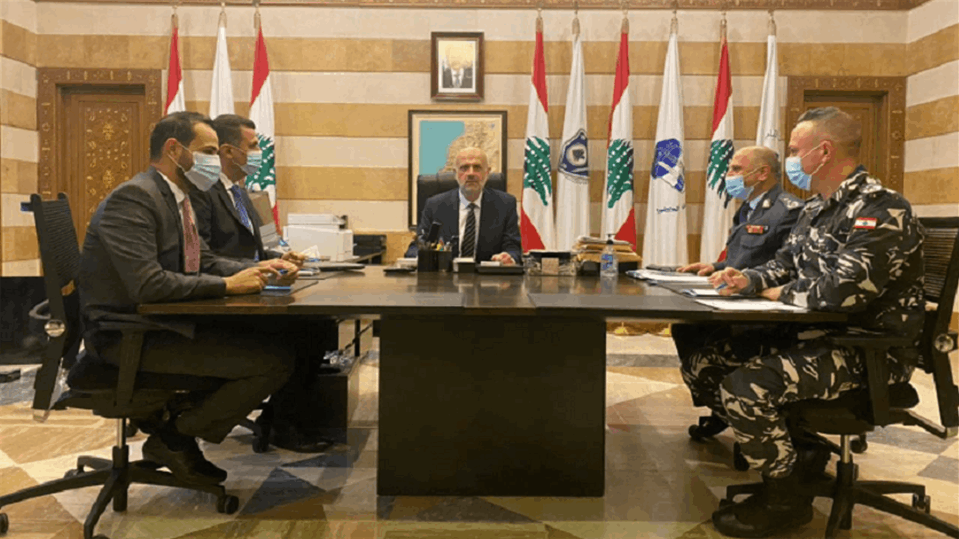 وزير الداخلية ترأس اجتماعا لضباط قوى الأمن لمتابعة قرار تطبيق إجراءات الوقاية من كورونا