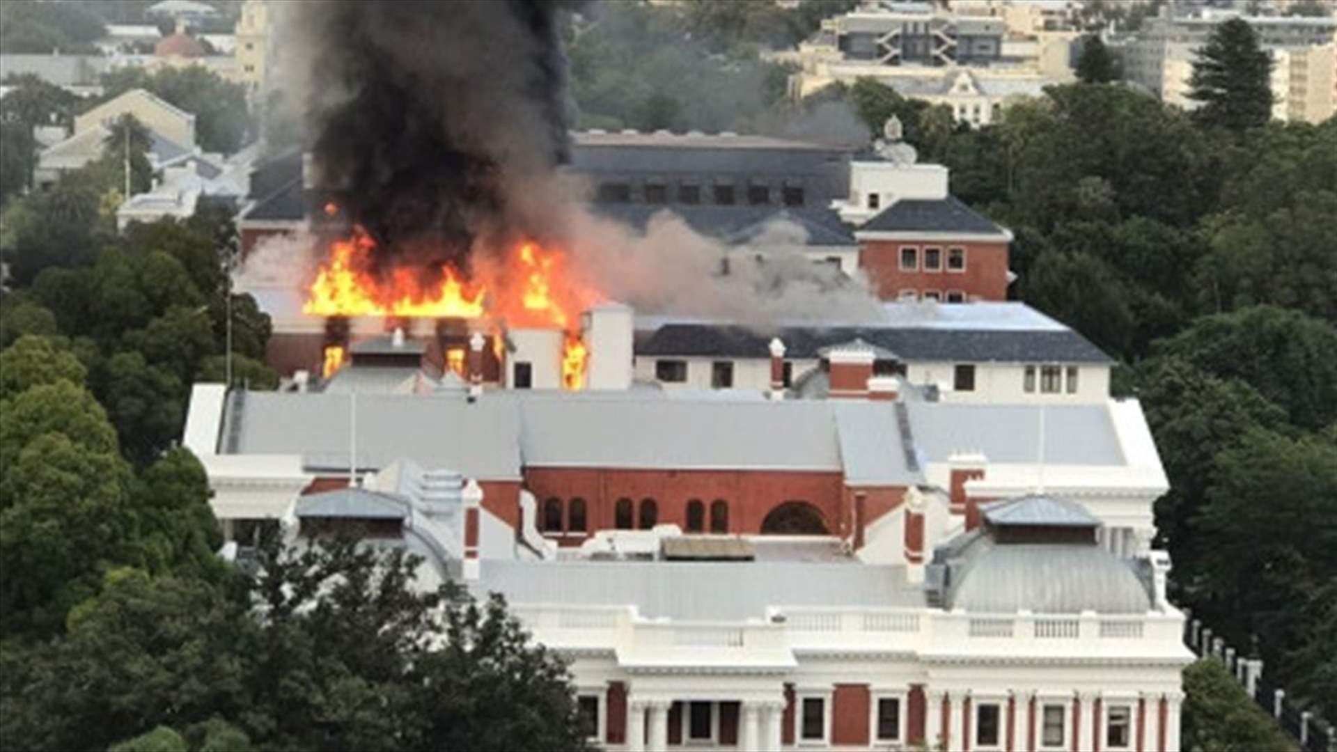 Fire erupts at South African parliament building in Cape Town