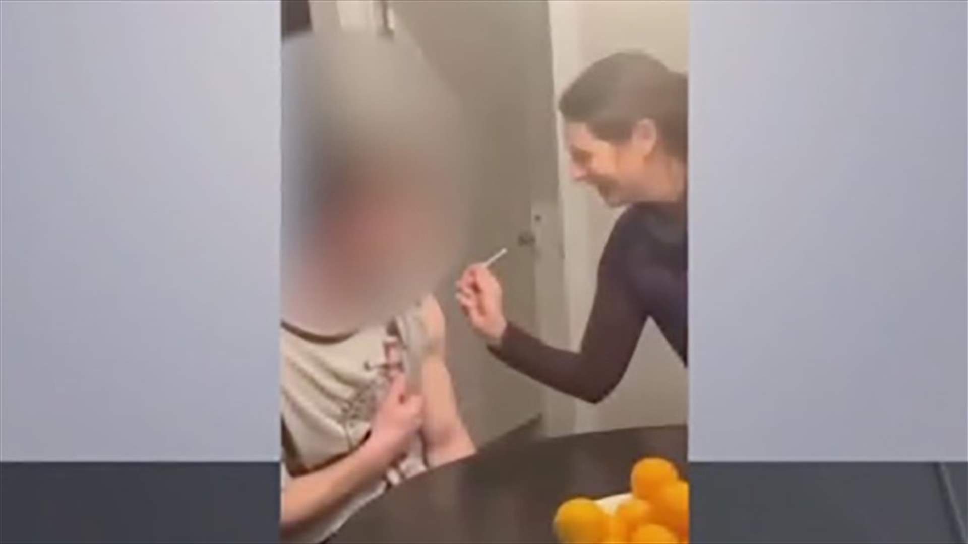 حادثة غريبة... اعتقال معلّمة حقنت قاصراً بلقاح كوفيد-19 من دون موافقة والديه!