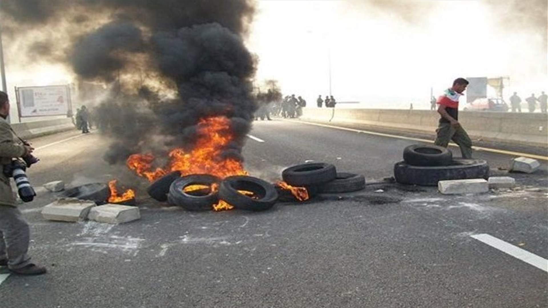 These are the blocked roads across Lebanon