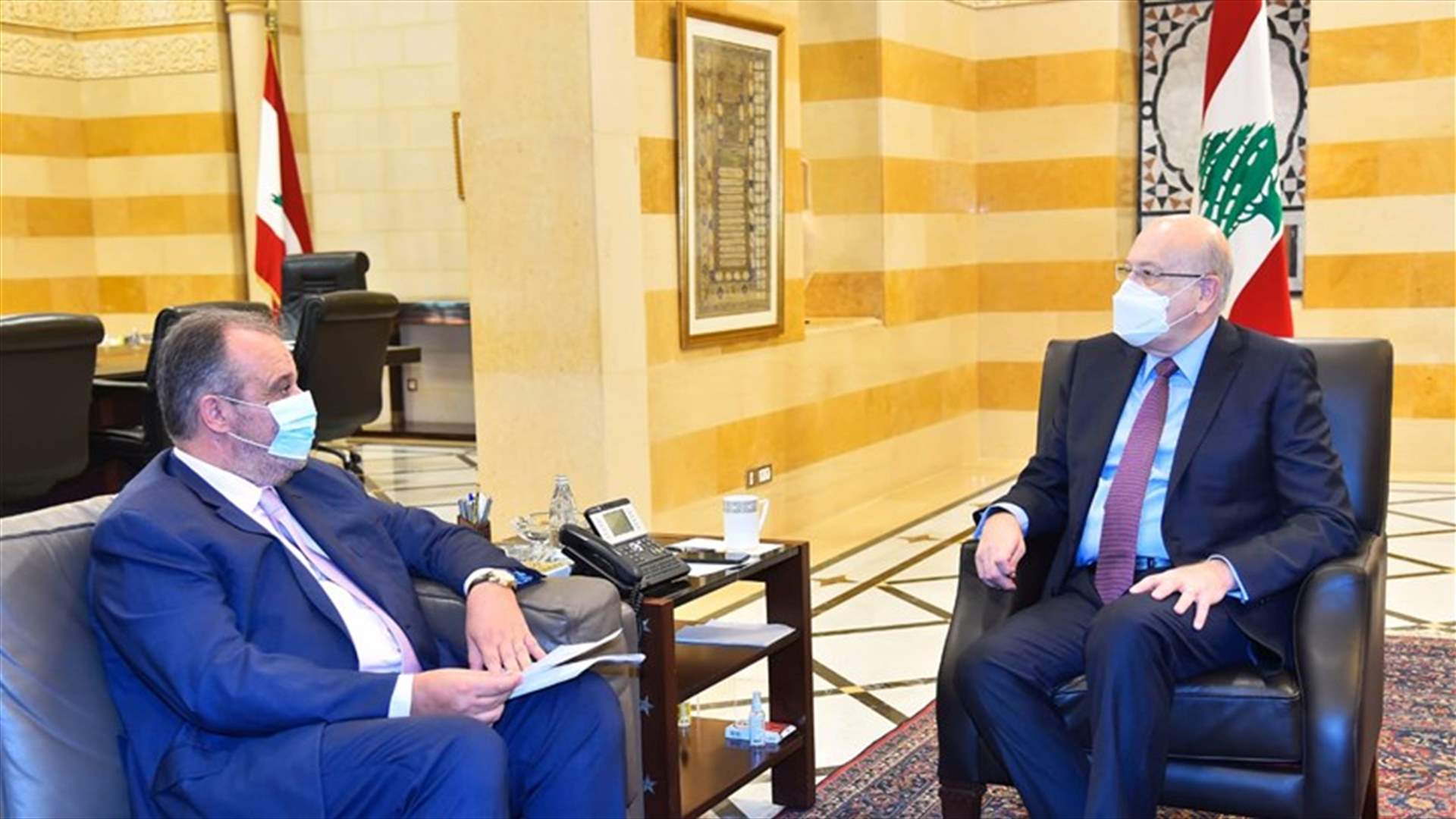 بوشكيان من السراي: وقعت مع وزير الصناعة العراقي مذكرة تفاهم لتبادل المنتجات الصناعية