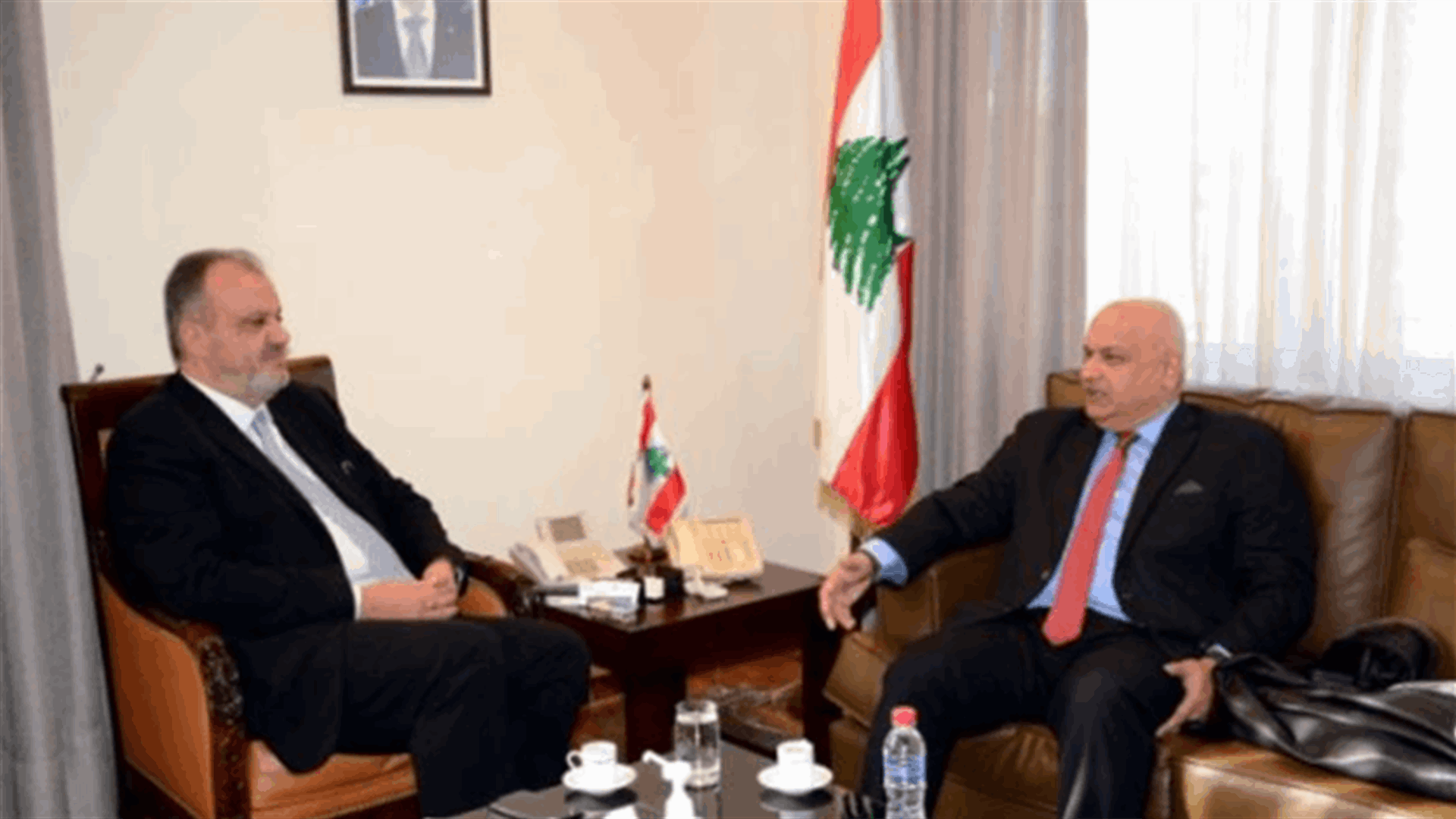 Industry Minister meets World Bank official