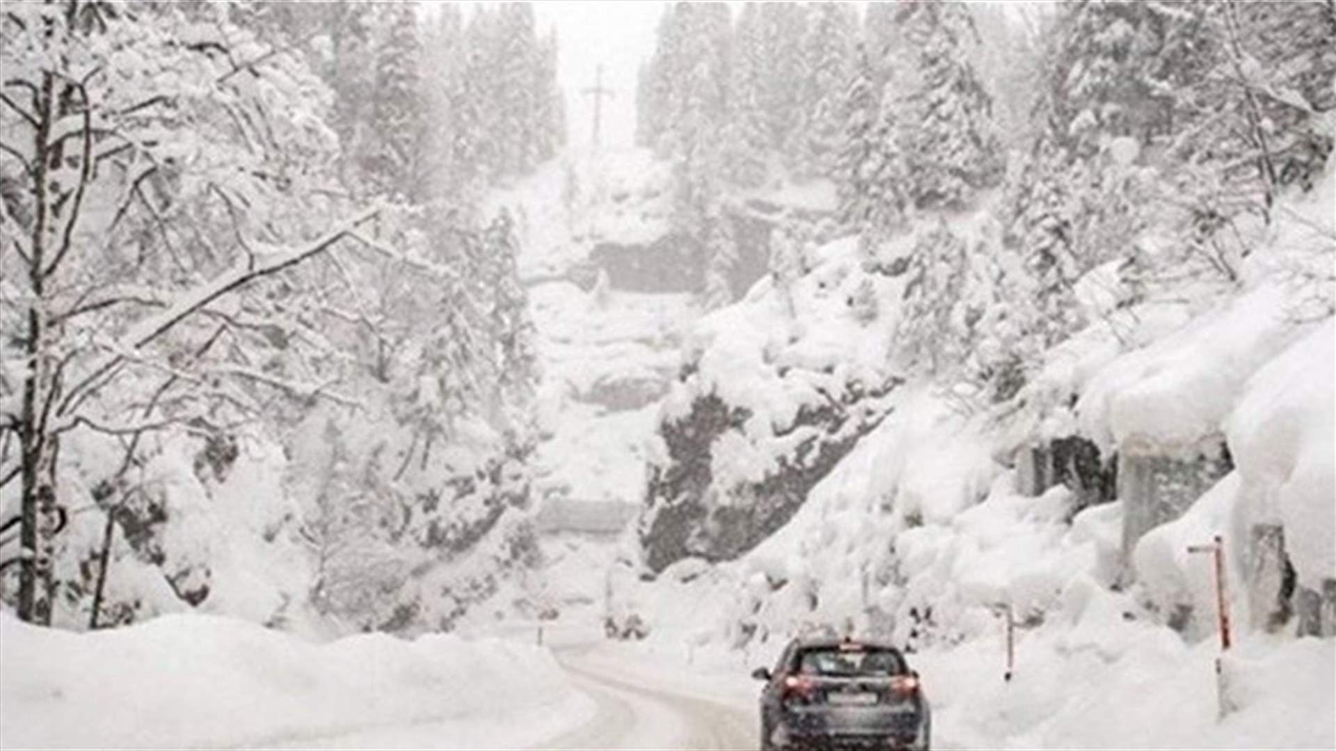 Snow cuts off several mountainous roads in Lebanon