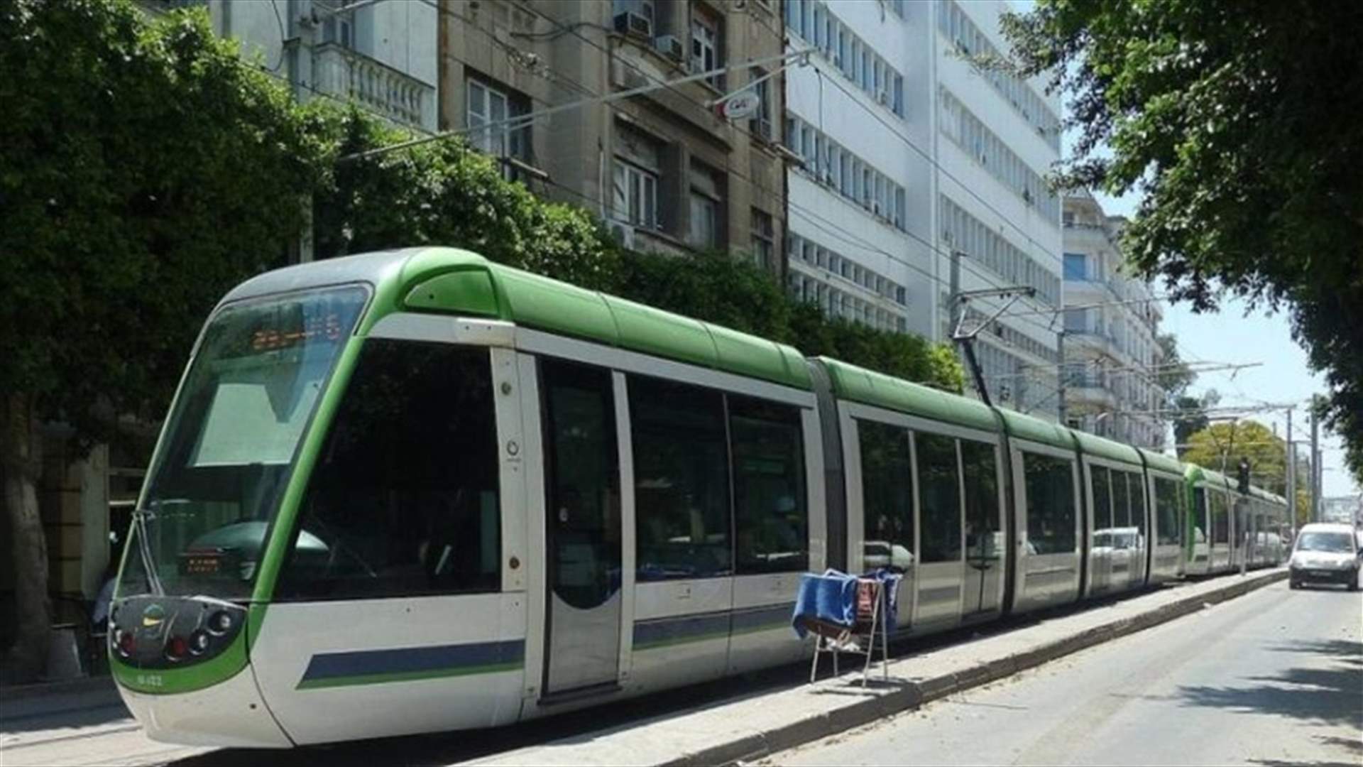 ثلاثة جرحى في عملية طعن بمترو في تونس نفذها رجل يرجح انه مضطرب نفسيًا