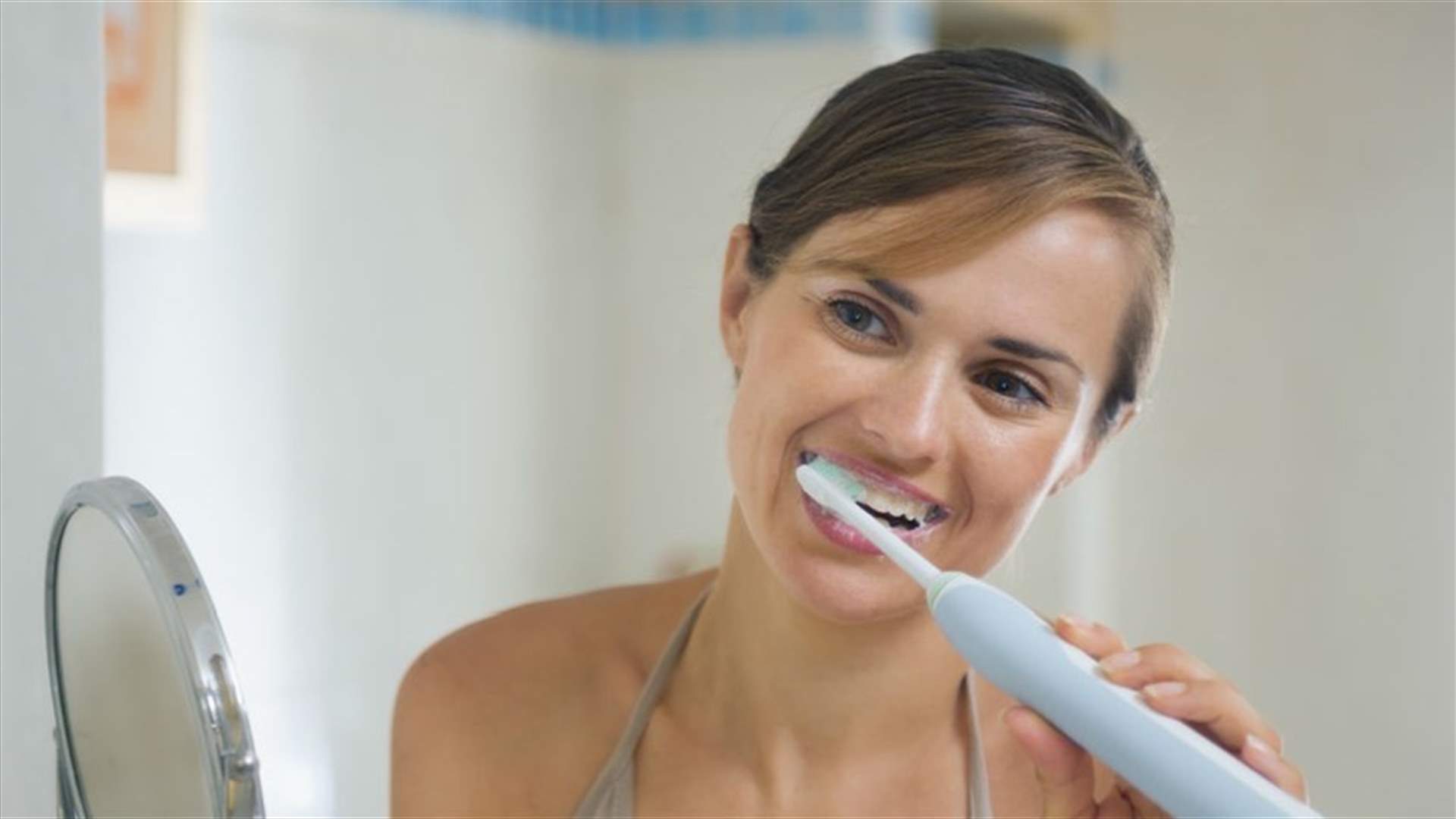 بعد التعافي من كورونا ... هل يجب التخلص من فرشاة الأسنان؟