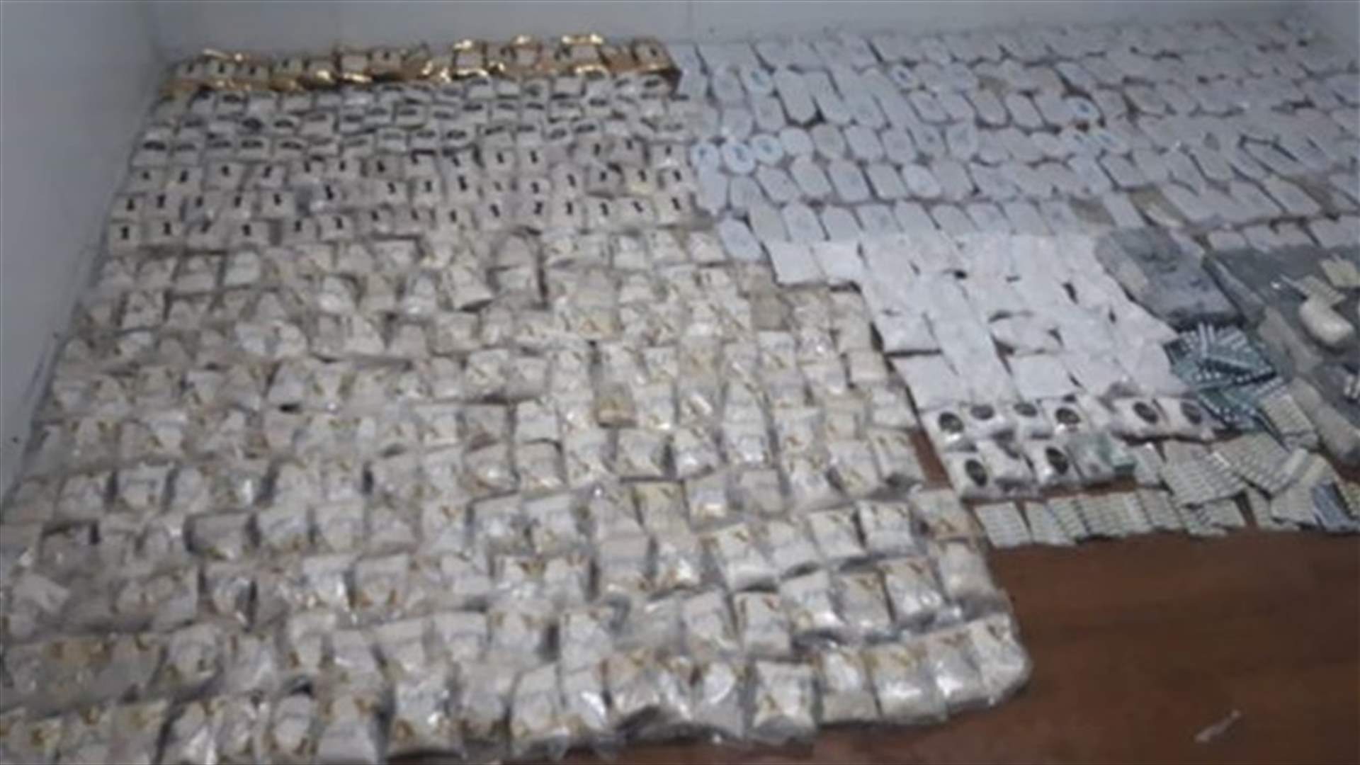 الجيش الأردني: إحباط محاولة تهريب كميات كبيرة من الكبتاغون والحشيش وغيرها اتية من سوريا