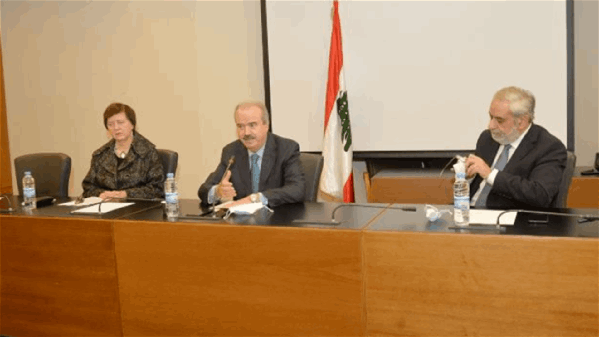 لجنة الشؤون الخارجية التقت فرونتسكا جابر: اكدنا احترام دور اليونيفيل والاحداث الفردية لا تعبر عن موقف لبنان الرسمي