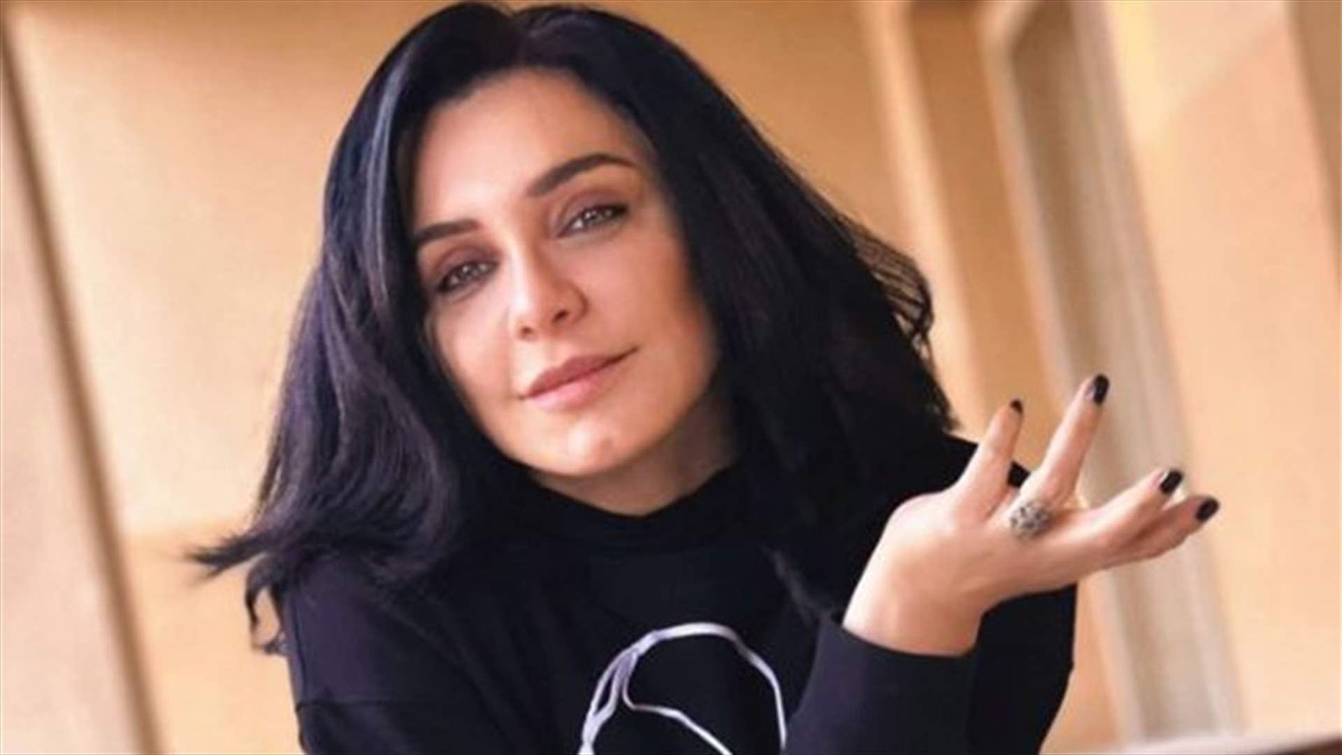 سلاف فواخرجي في ضيافة الرئيس السوري بشار الأسد: "شرف اللقاء" (صورة)