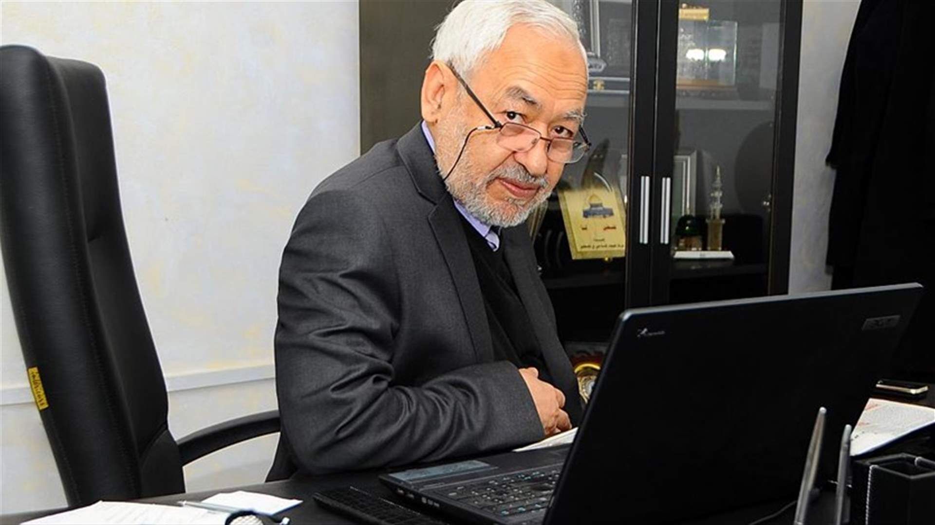 رئيس البرلمان المعلق في تونس يرفض قرار الرئيس بحل المجلس الأعلى للقضاء