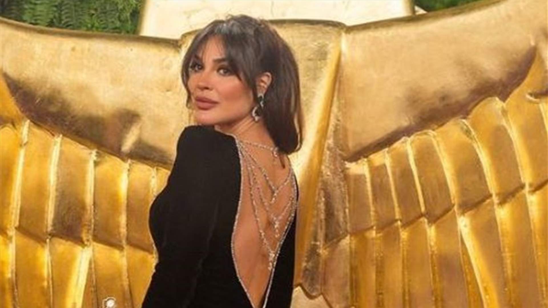 إسم نادين نسيب نجيم يزيّن الترند.. هكذا احتفلت بعيد ميلادها في دبي (فيديو)
