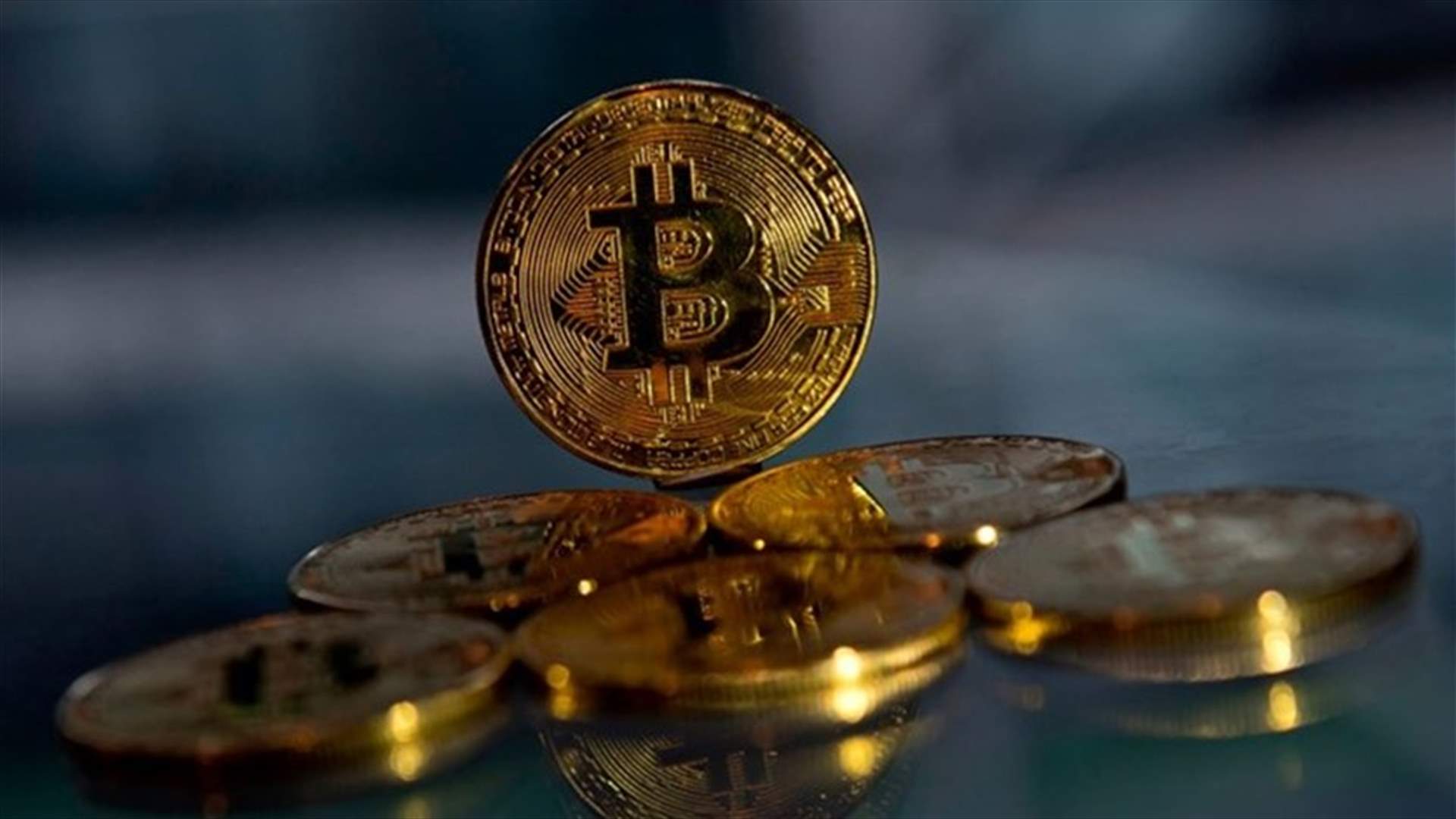 العملة المشفرة بتكوين تسجل أعلى مستوى في أربعة أسابيع والإيثر عند ذروة ثلاثة أسابيع