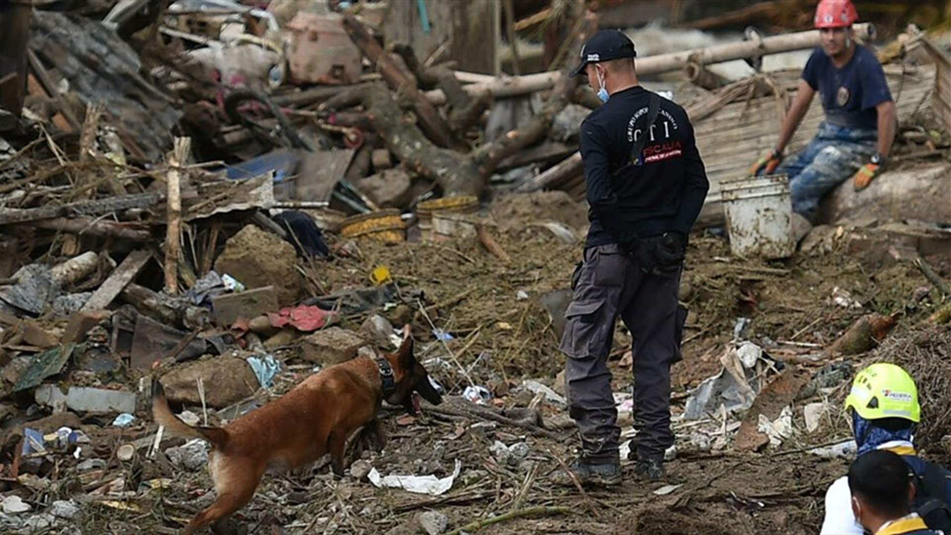 مقتل 14 شخصًا على الأقل في كولومبيا بانهيار أرضي