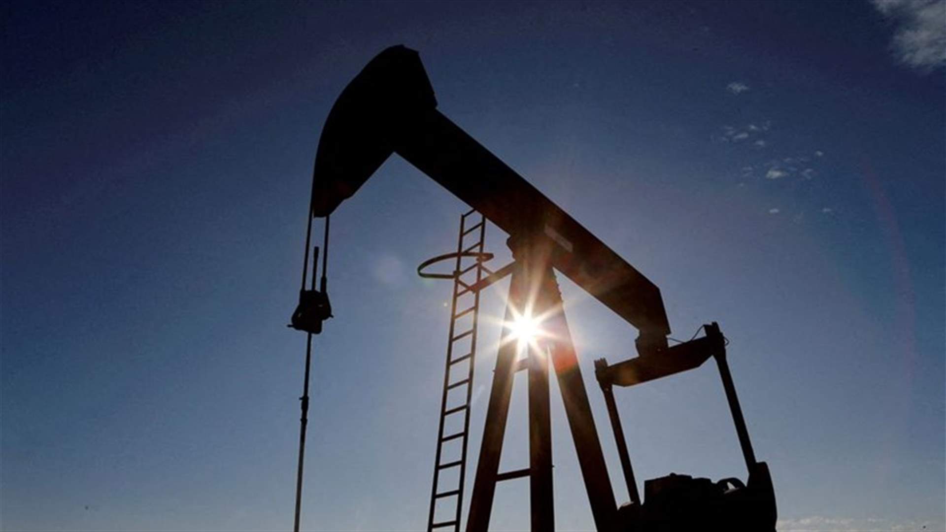 Oil hits 7-yr highs as market fears Russian attack on Ukraine imminent