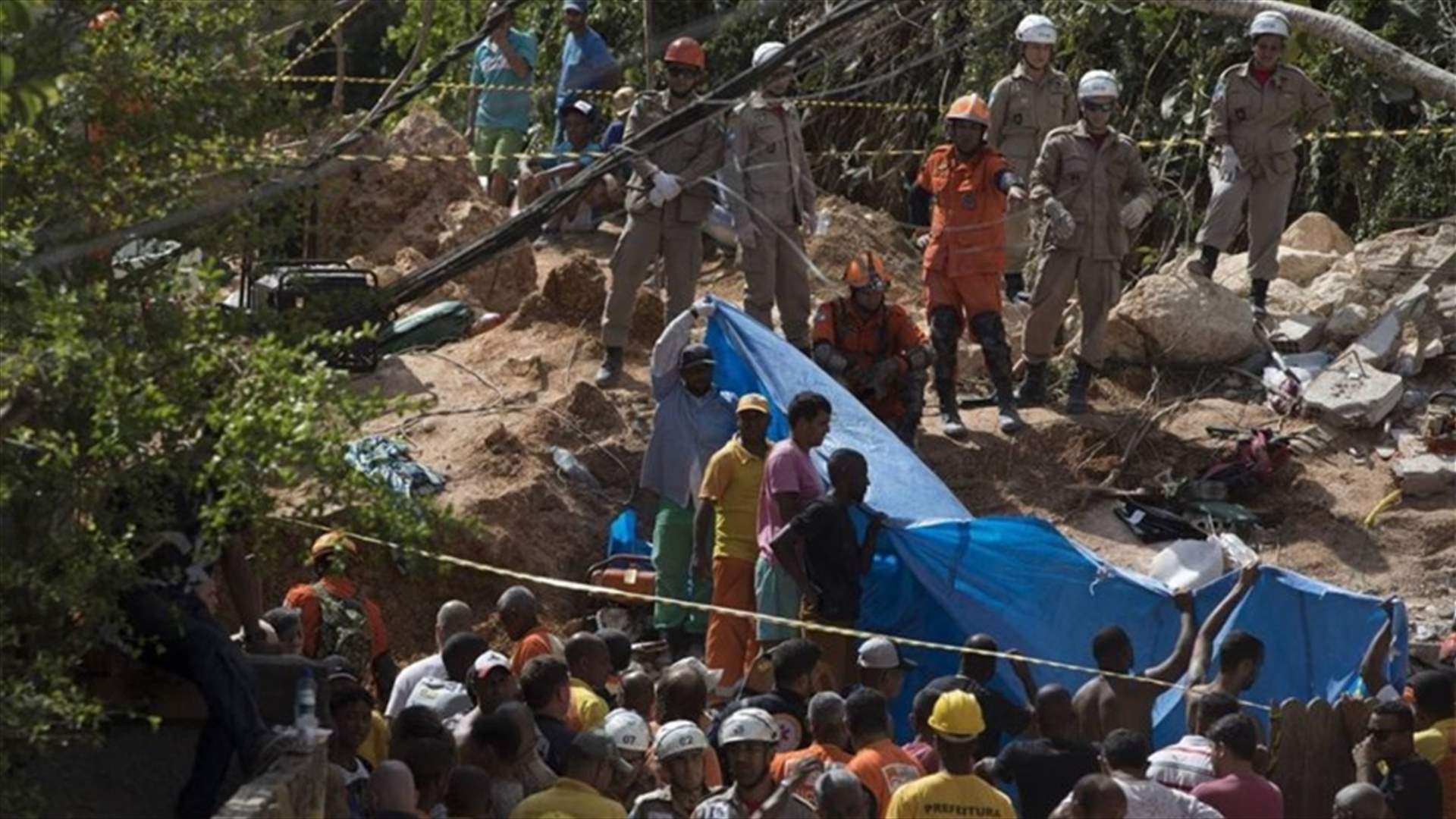 18 قتيلا في فيضانات وانزلاقات تربة قرب ريو دي جانيرو