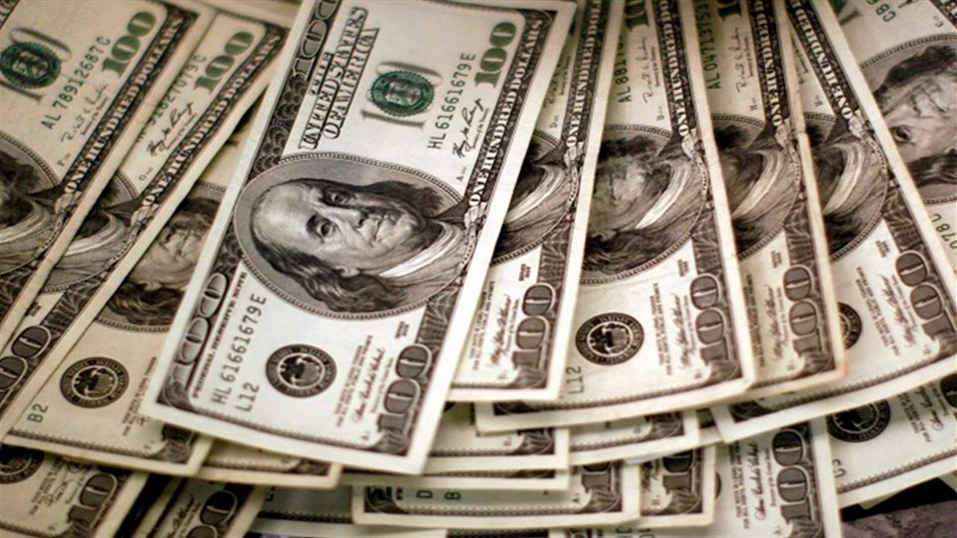مصادر لـ" الجمهورية": قرار السيطرة على سوق الصرف أقله حتى الانتخابات